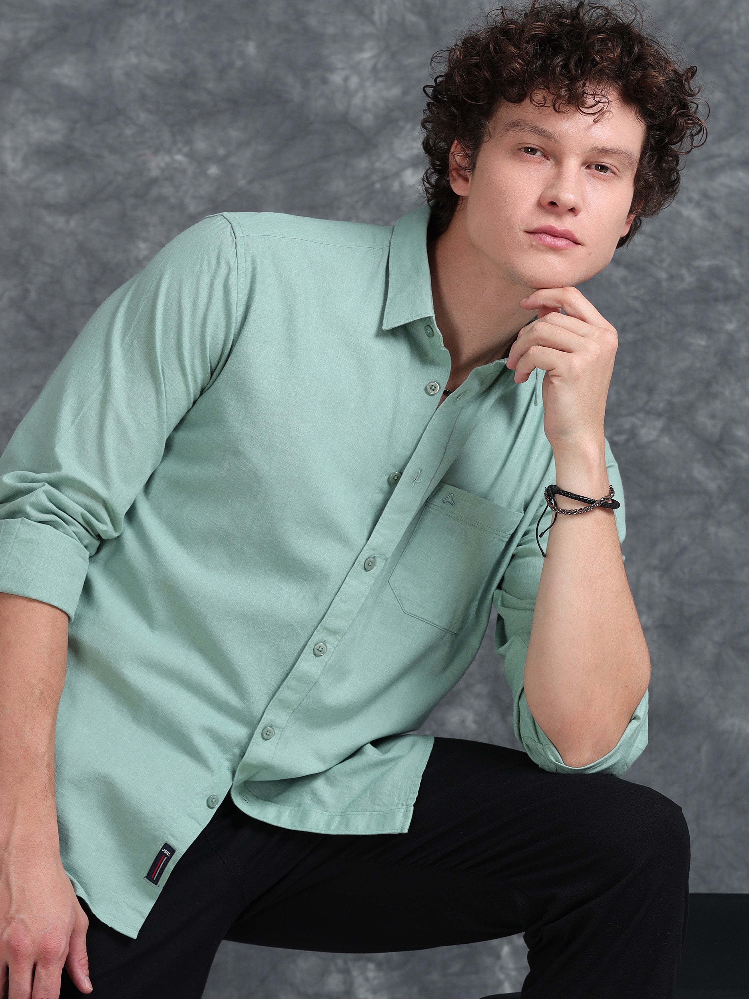 MEN'S GREEN SOLID SLIM FIT SHIRT