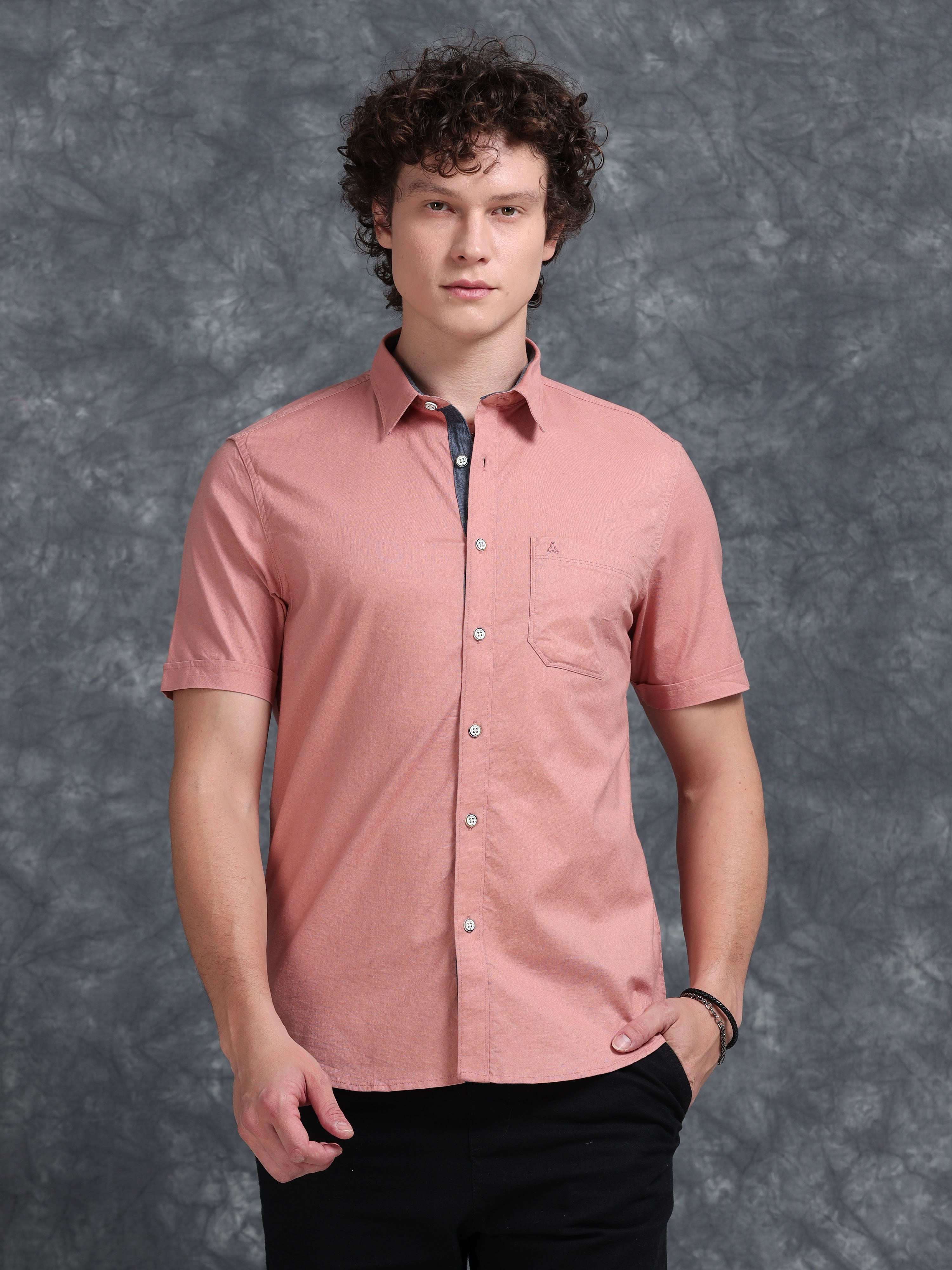 MEN'S CORAL SOLID SLIM FIT SHIRT