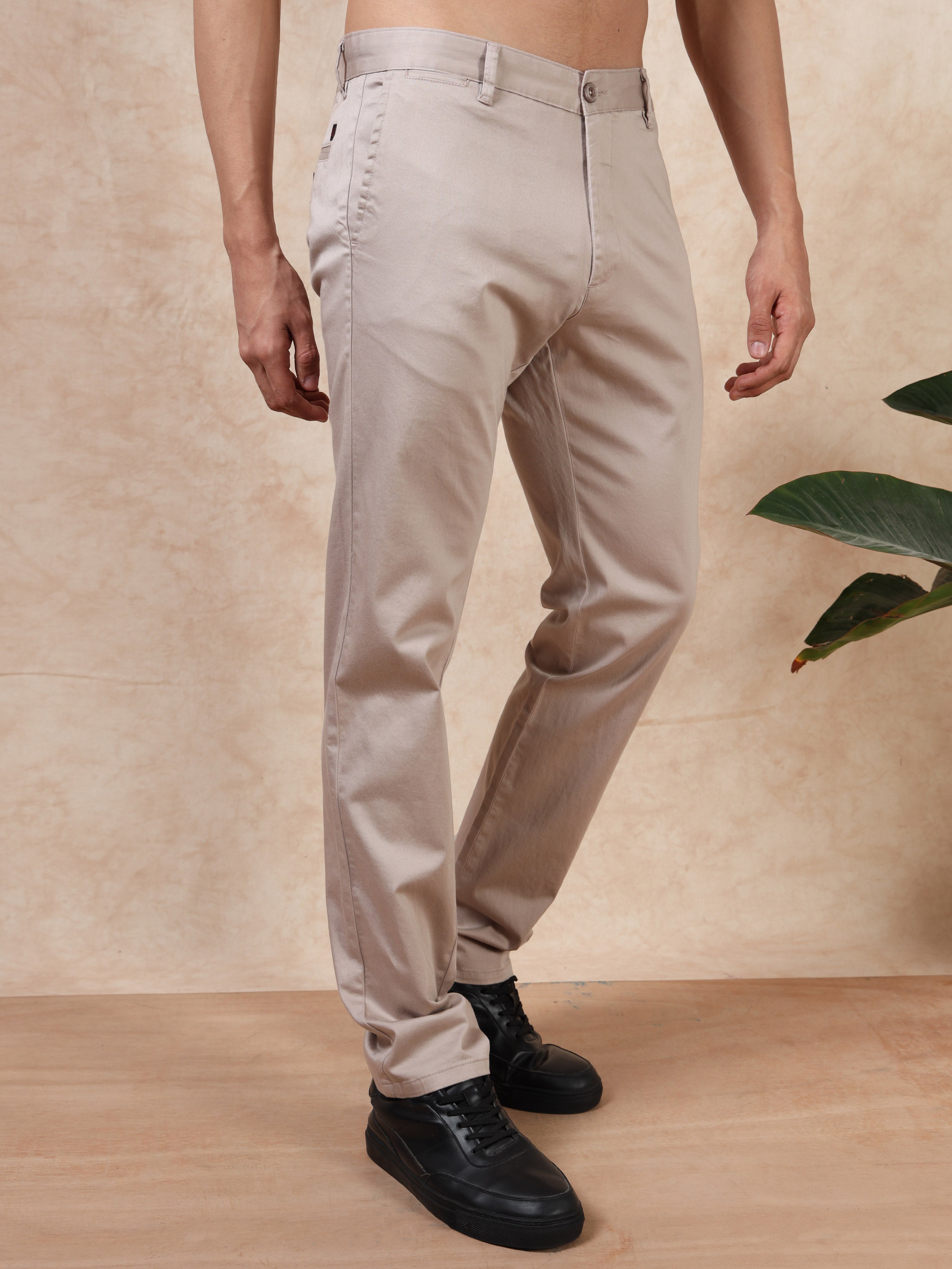 MEN'S CREAM SOLID SLIM FIT TROUSER