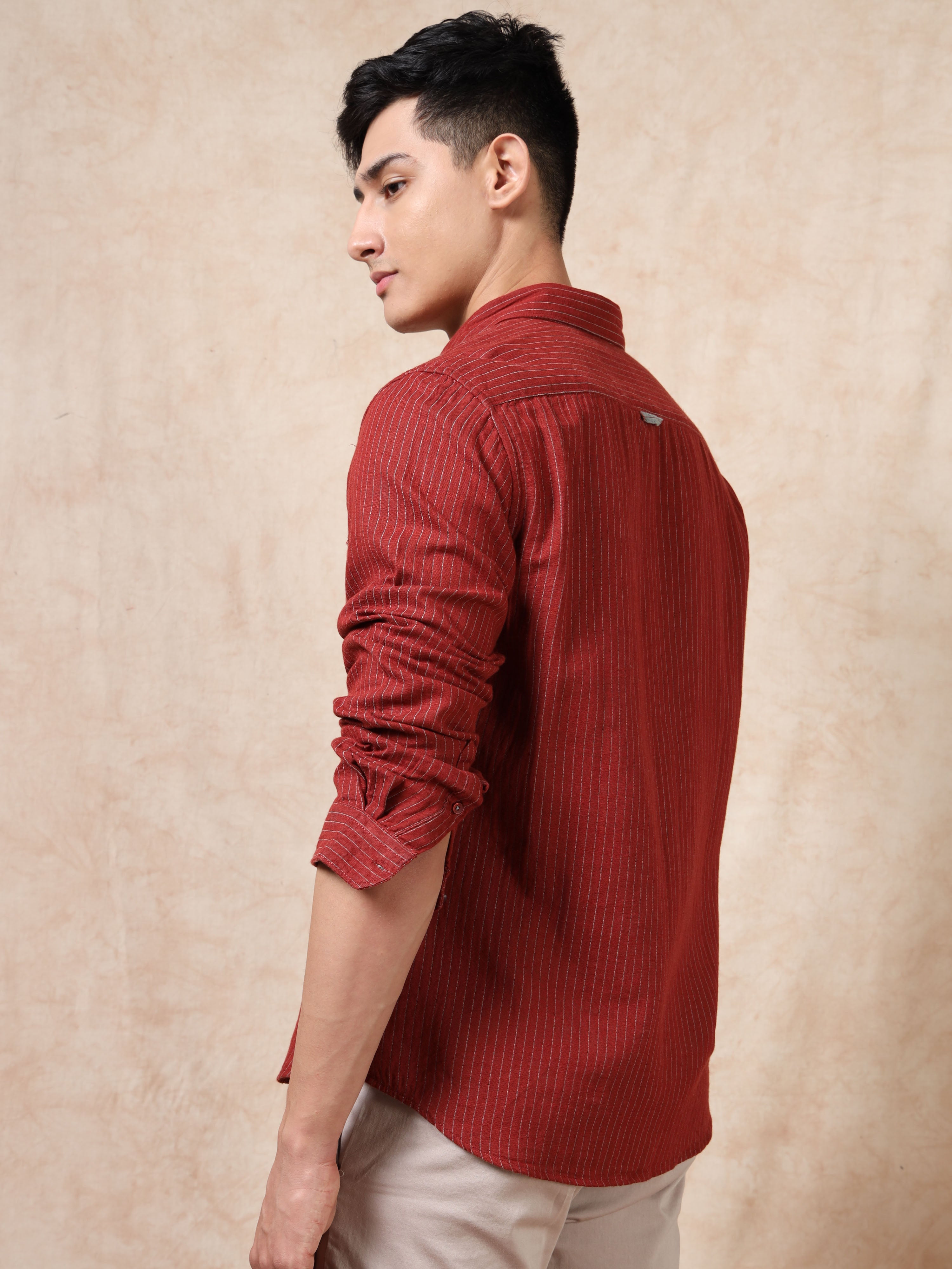 MEN'S RED STRIPE SLIM FIT SHIRT