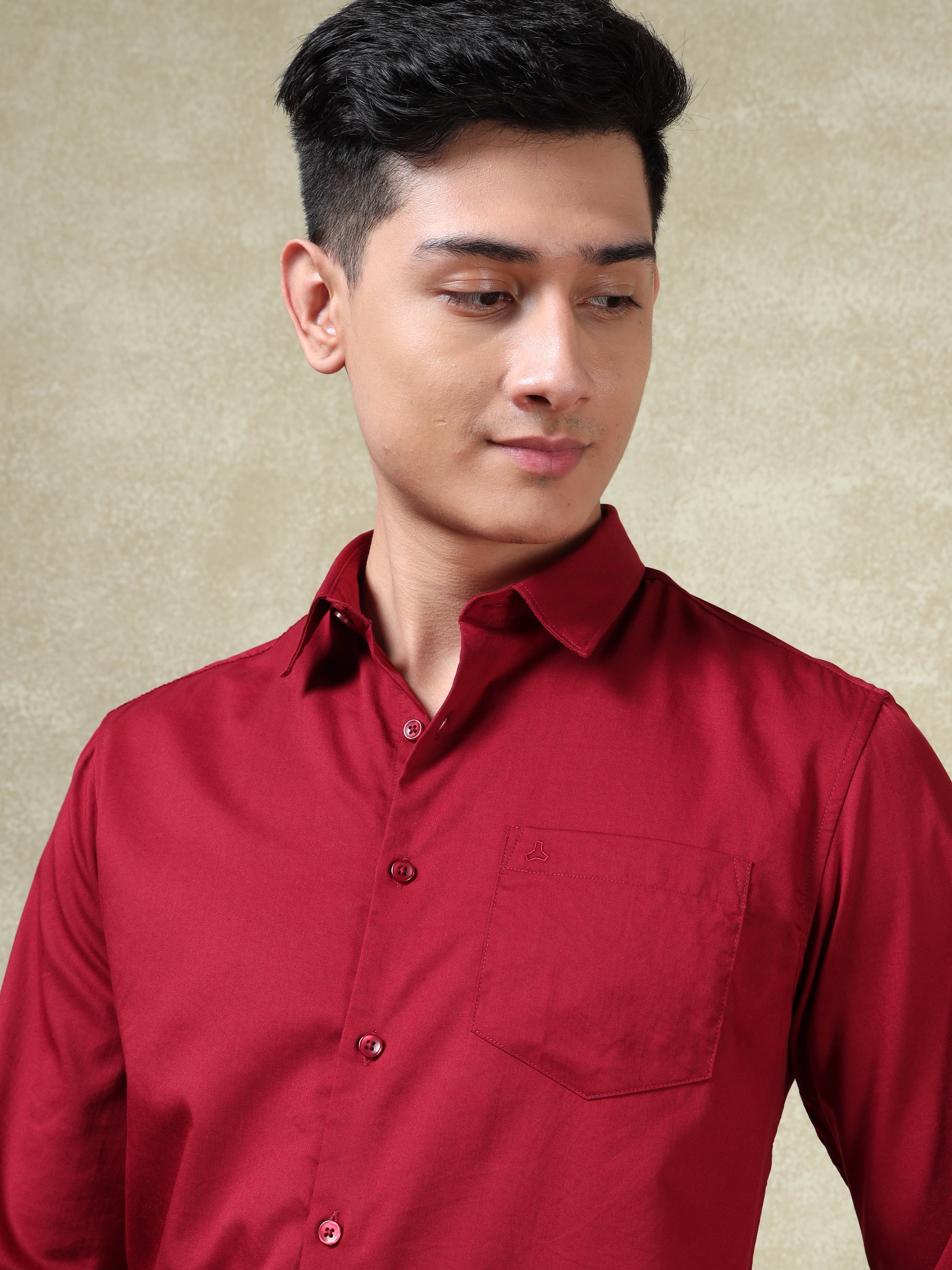 MEN'S MAROON SOLID SLIM FIT SHIRT