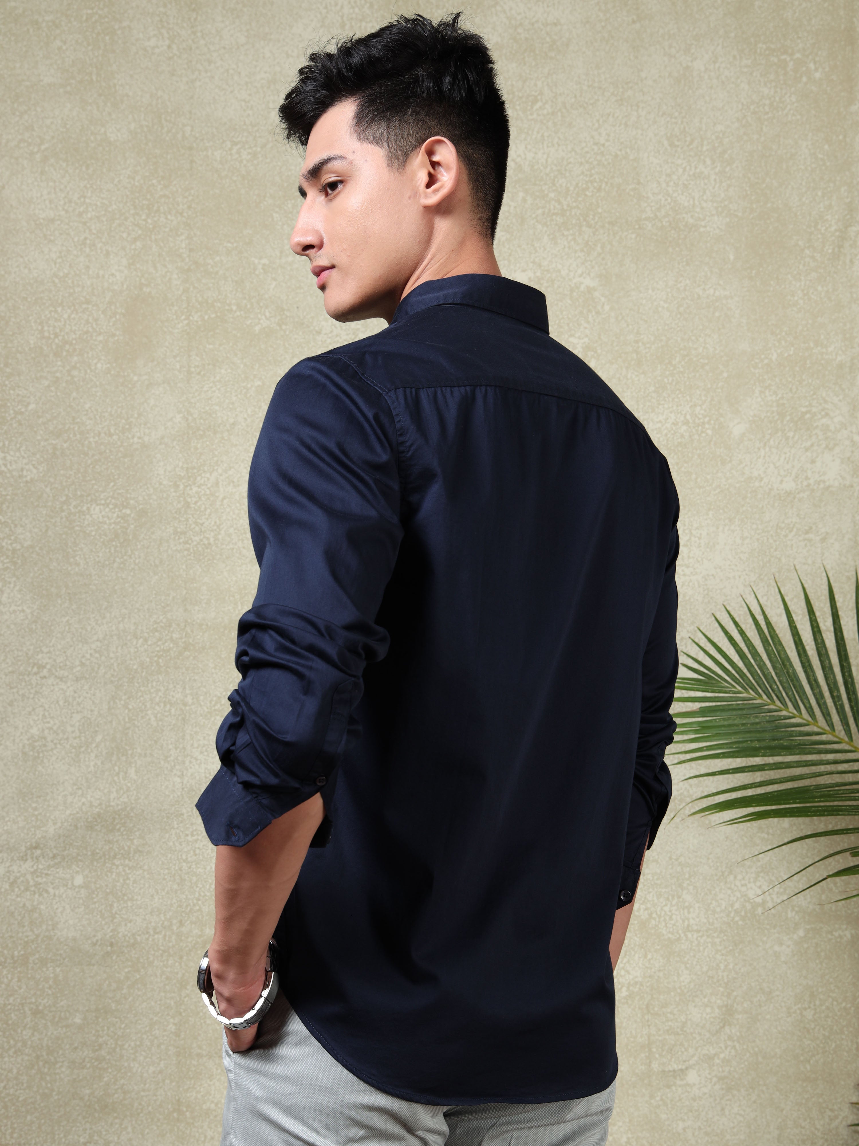 MEN'S NAVY SOLID SLIM FIT SHIRT