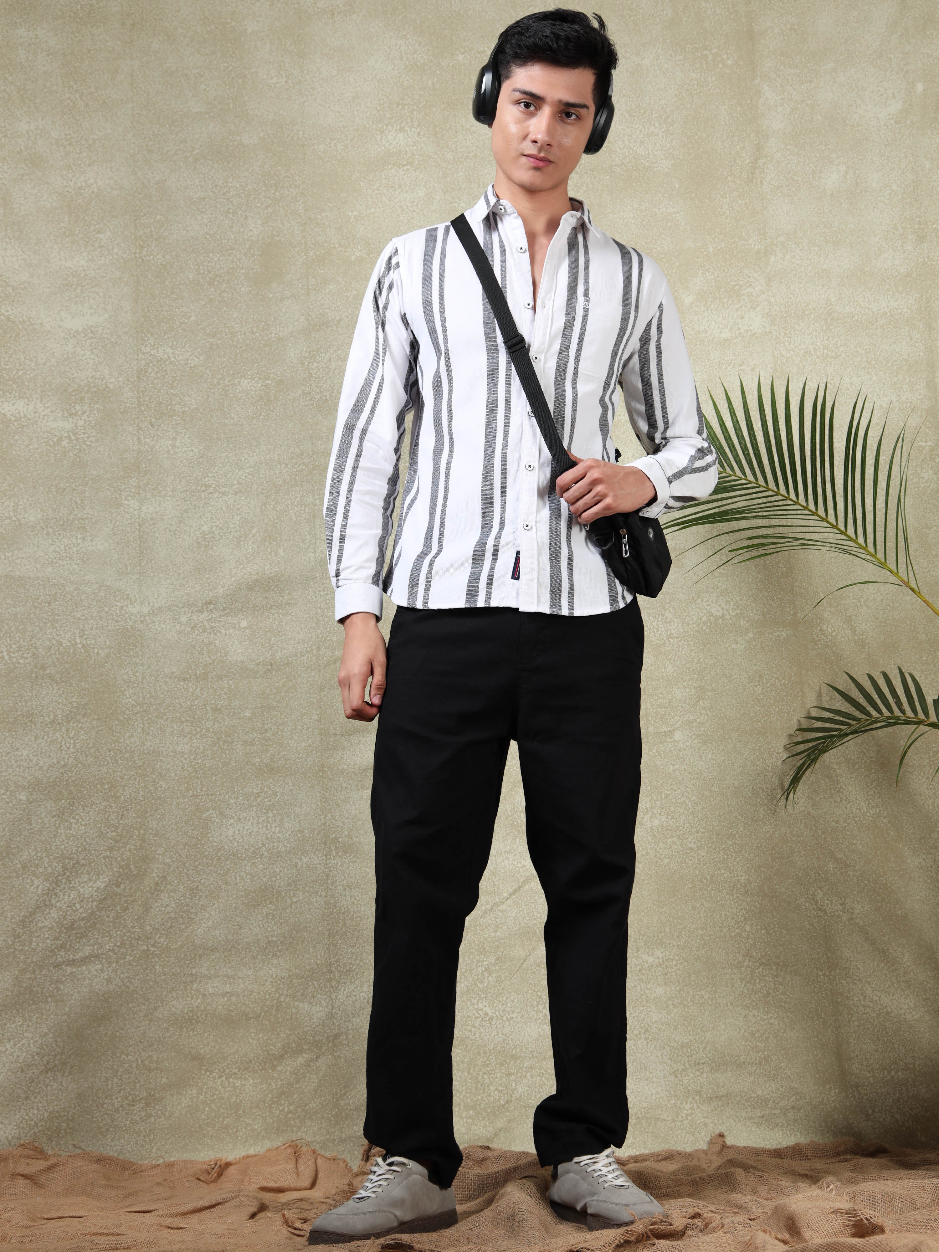 MEN'S WHITE STRIPES SLIM FIT SHIRT