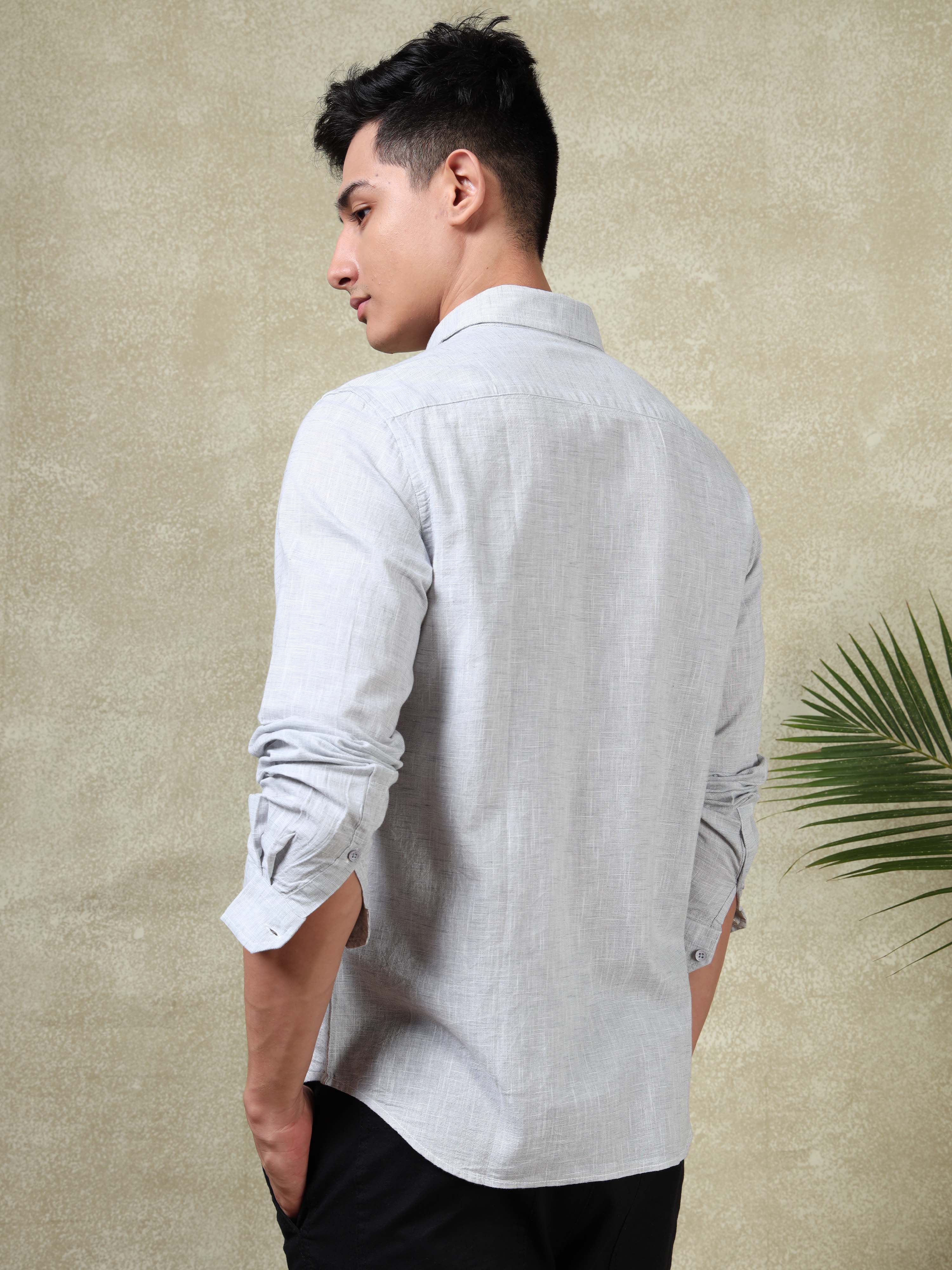 MEN'S ASH SOLID SLIM FIT SHIRT