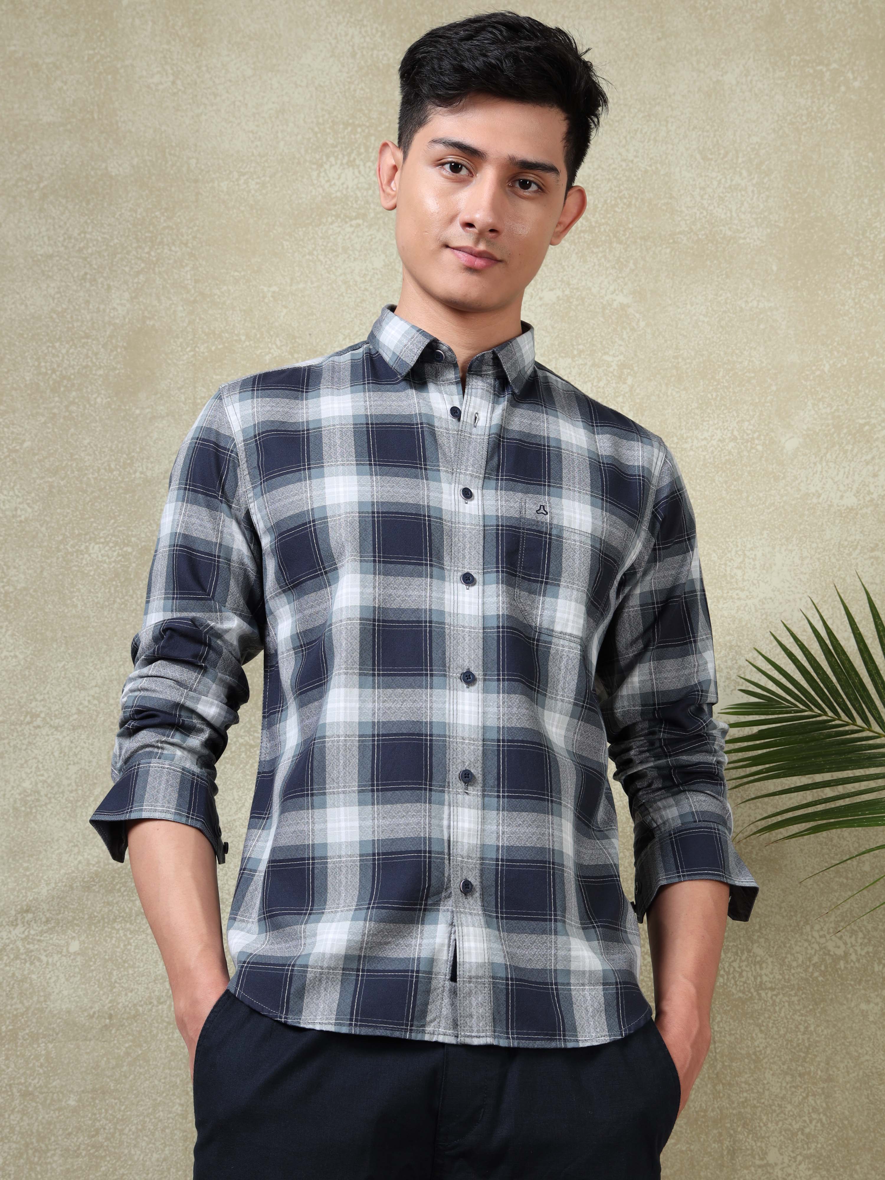 MEN'S NAVY CHECKS SLIM FIT SHIRT