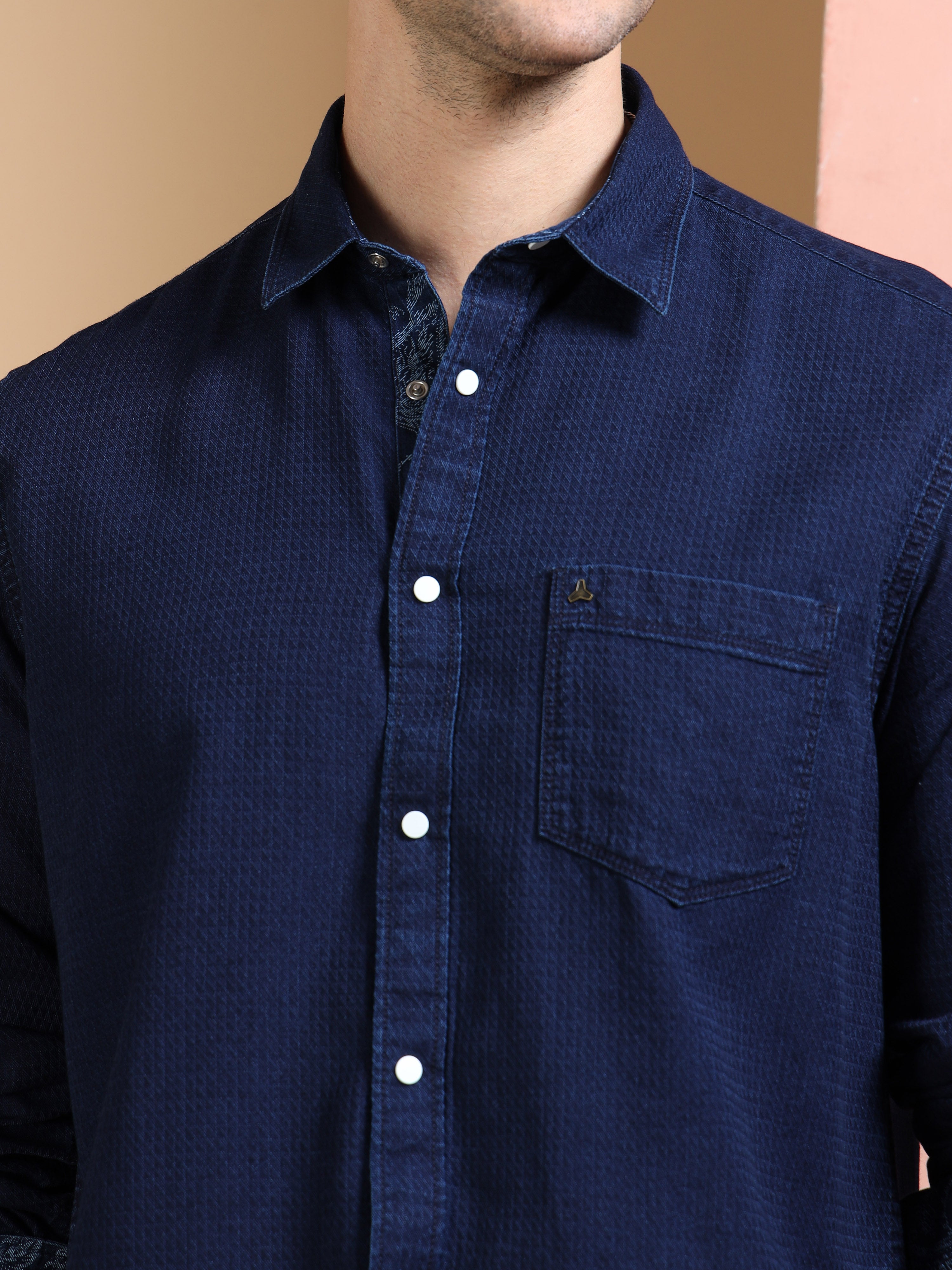 MEN'S INDIGO SOLID SLIM FIT SHIRT