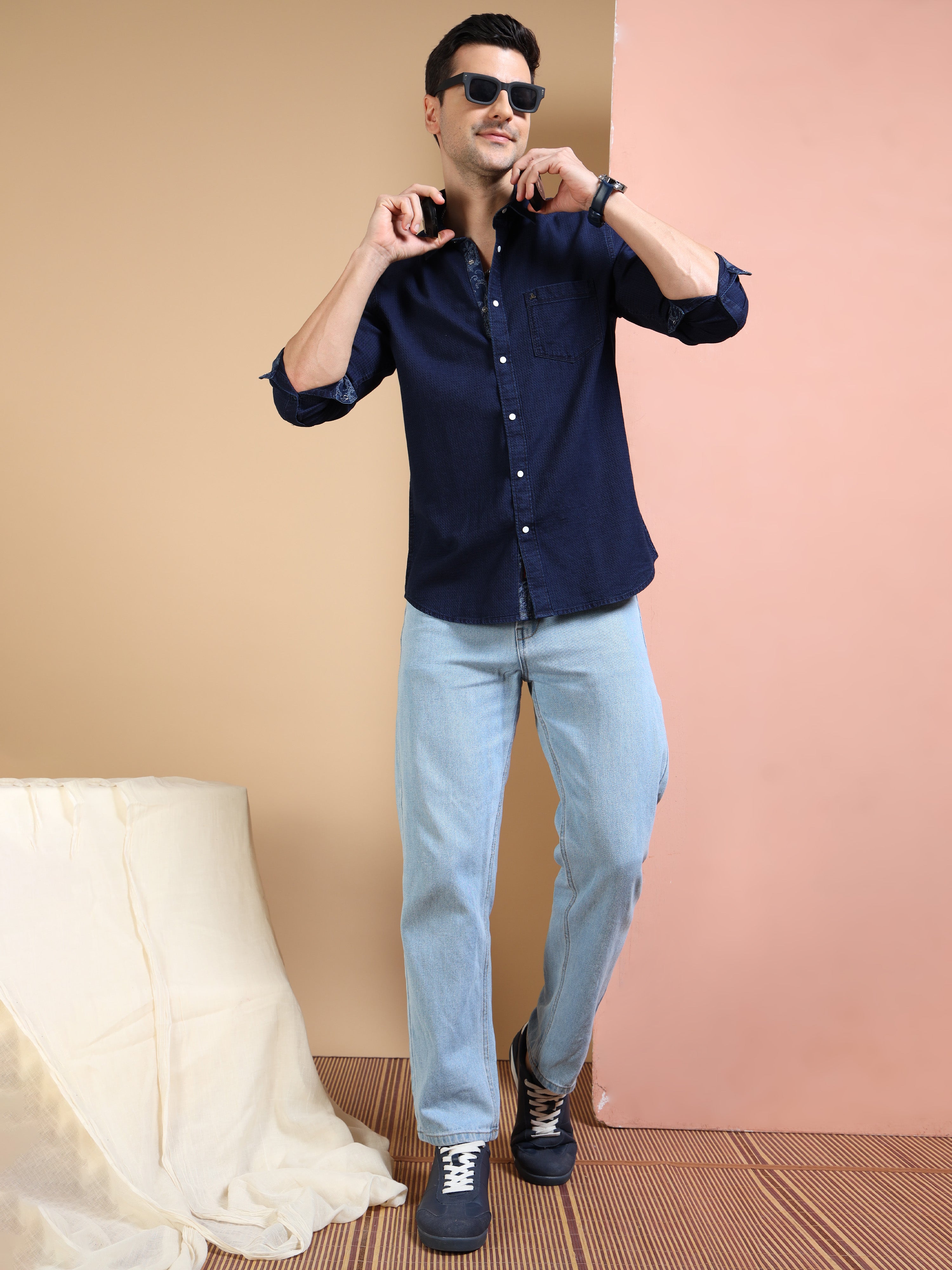 MEN'S INDIGO SOLID SLIM FIT SHIRT