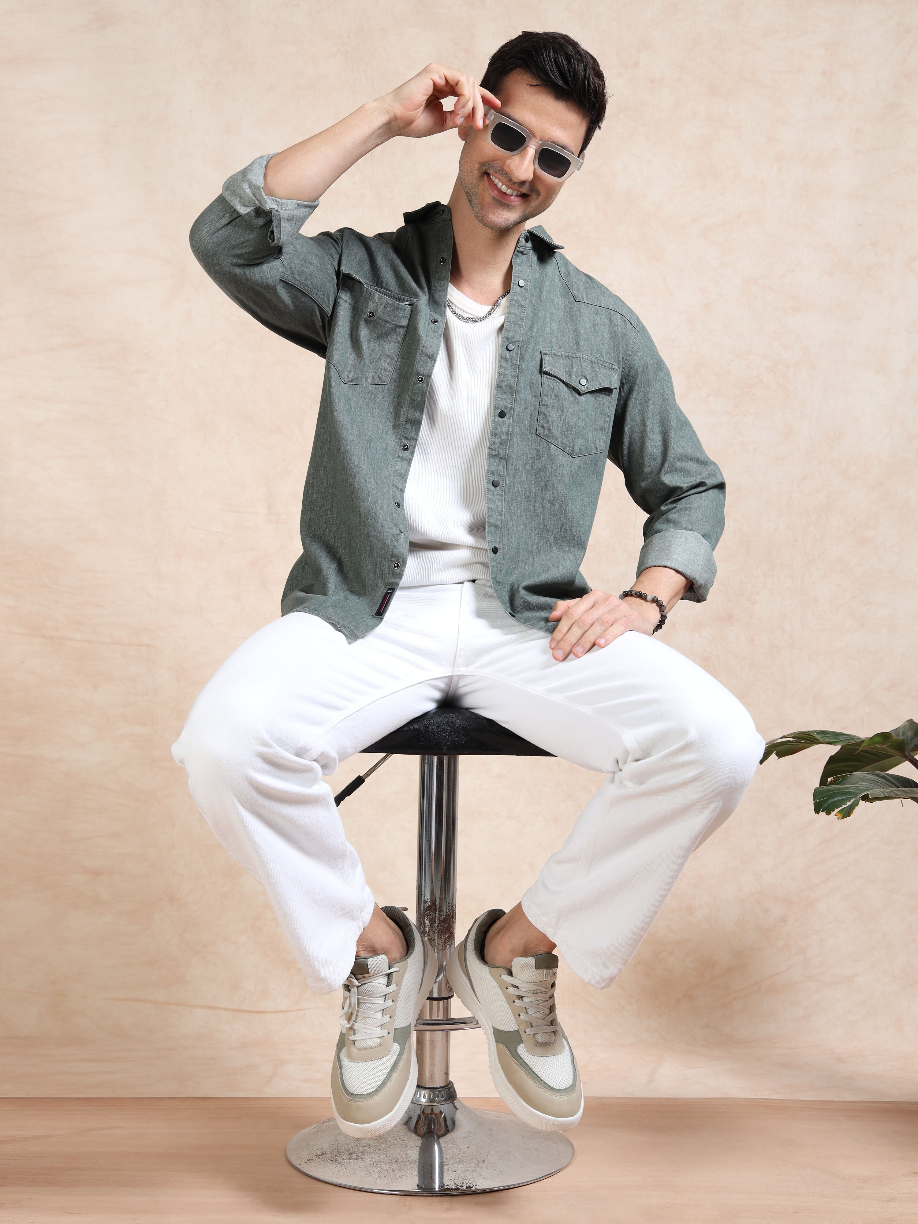 MEN'S GREENISH GREY DENIM SOLID SLIM FIT SHIRT