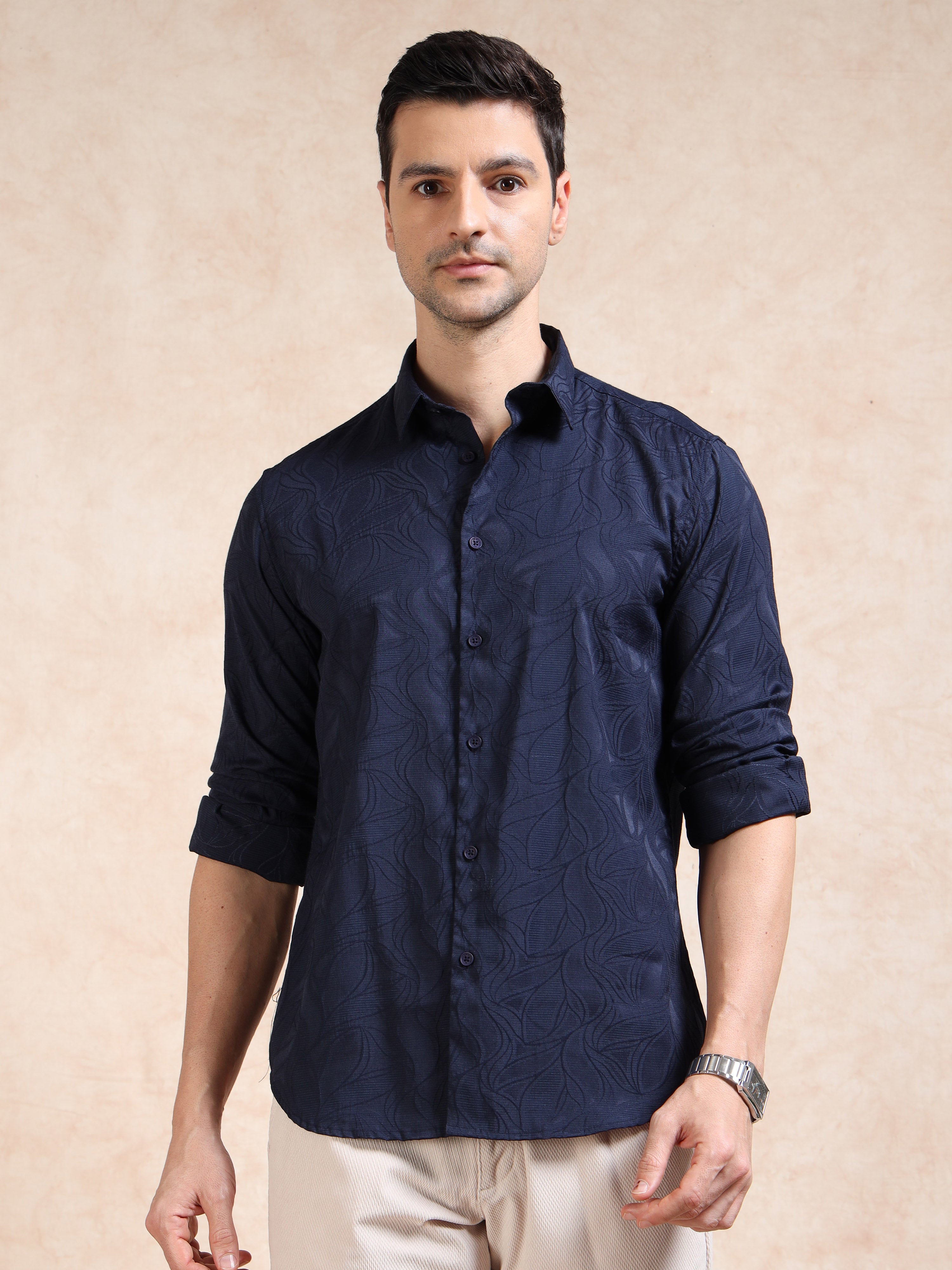 MEN'S NAVY SELF DESIGN SLIM FIT SHIRT