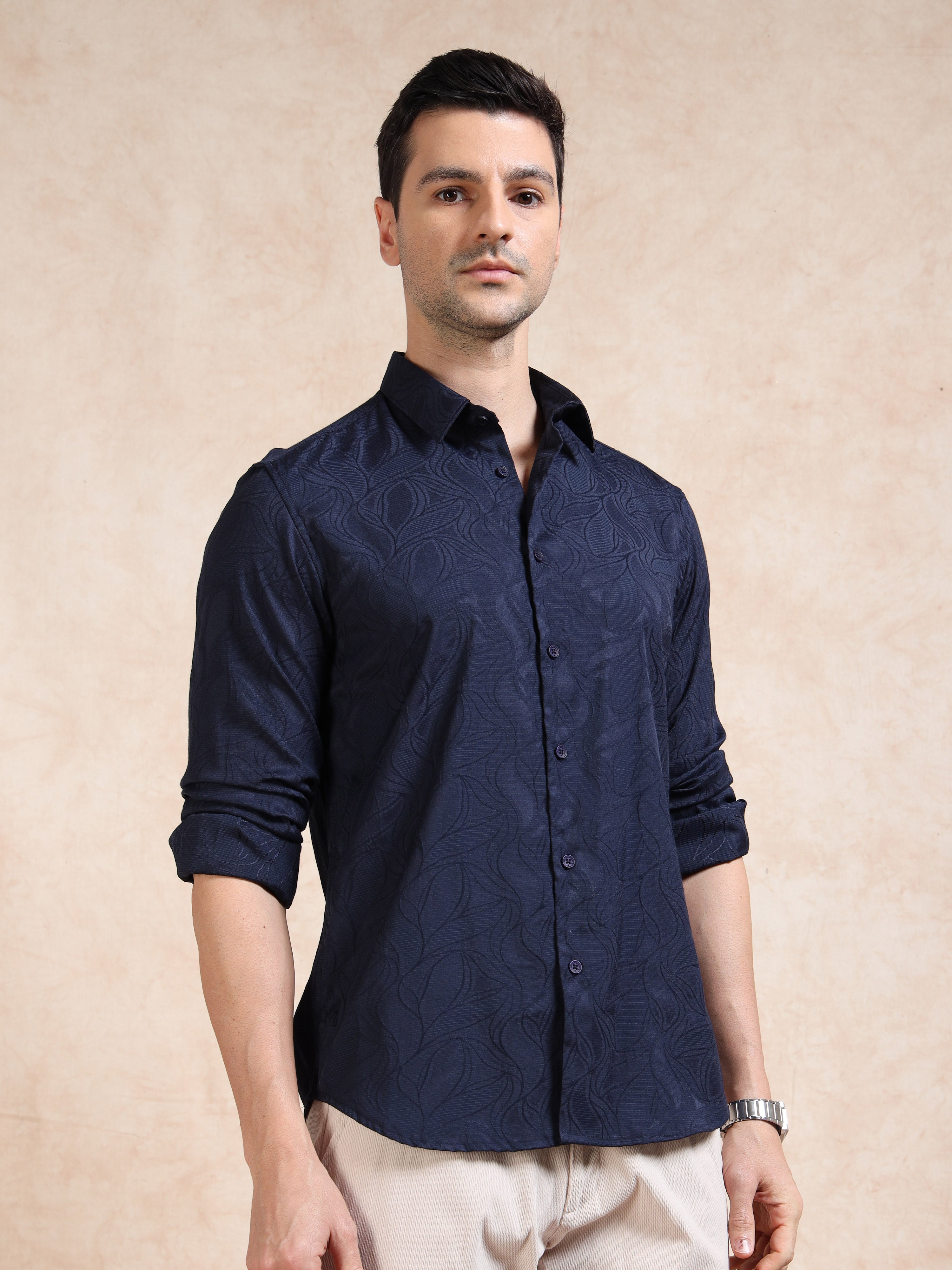 MEN'S NAVY SELF DESIGN SLIM FIT SHIRT