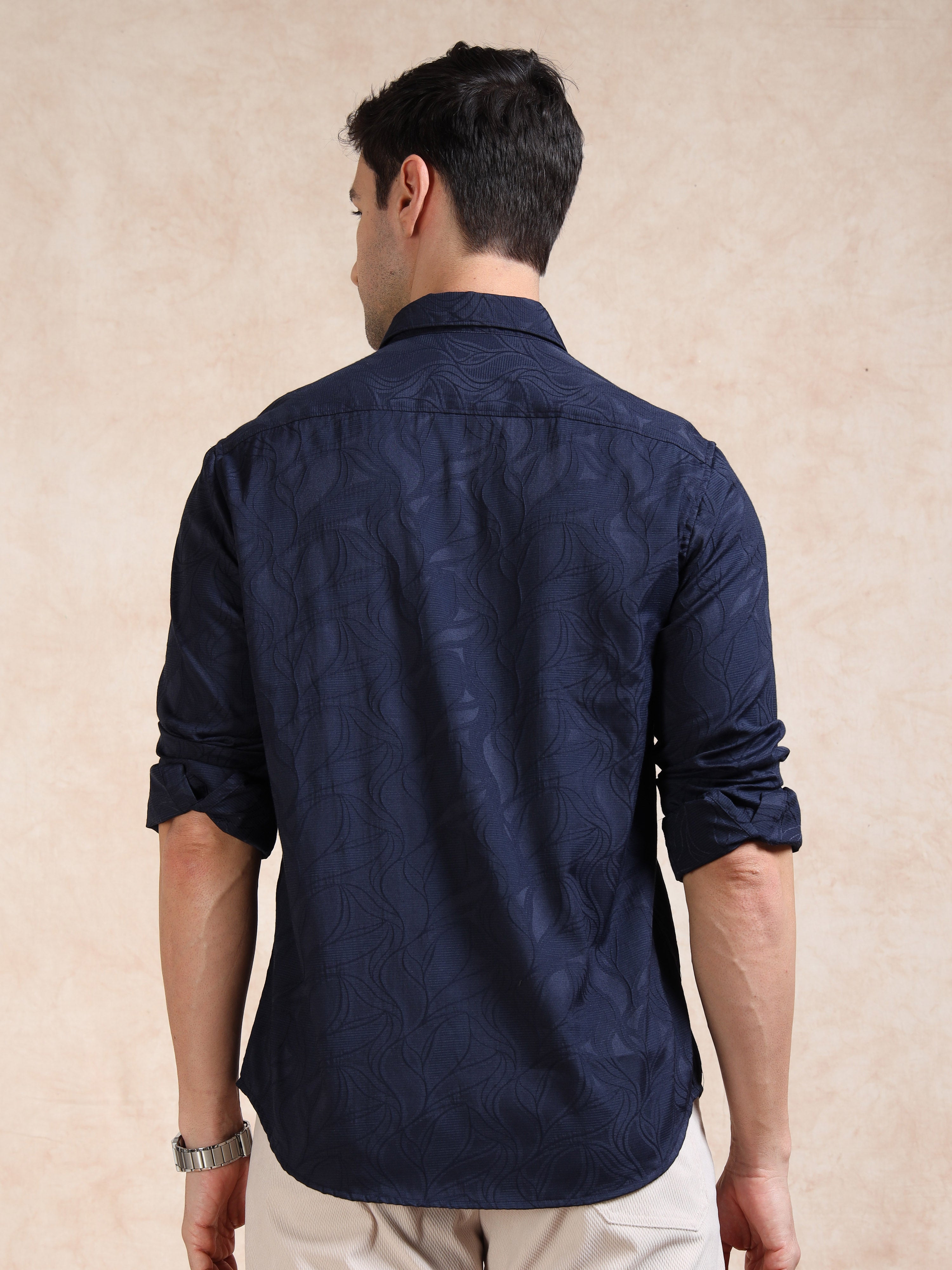 MEN'S NAVY SELF DESIGN SLIM FIT SHIRT