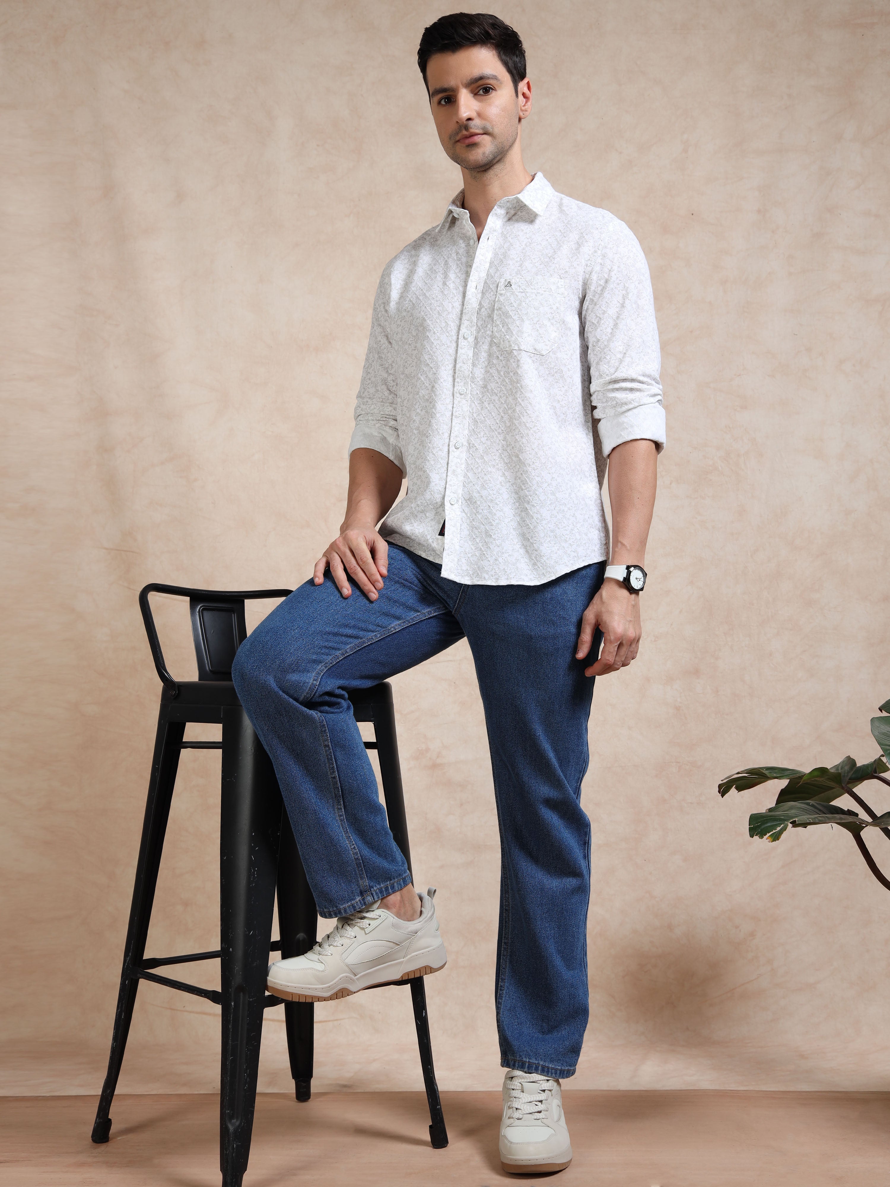 MEN'S WHITE PRINT SLIM FIT SHIRT