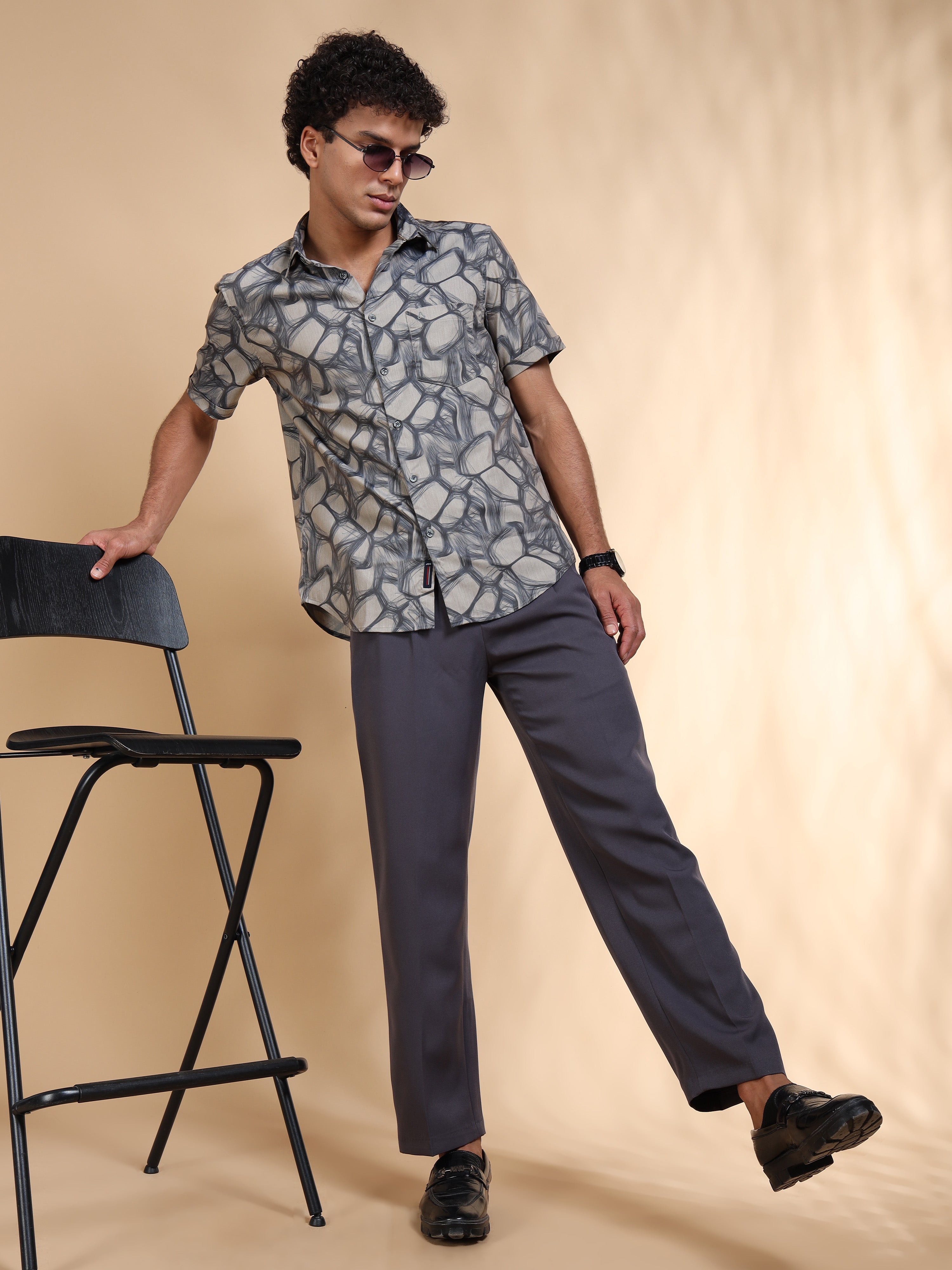 MEN'S DK.GREY PRINT SLIM FIT SHIRT