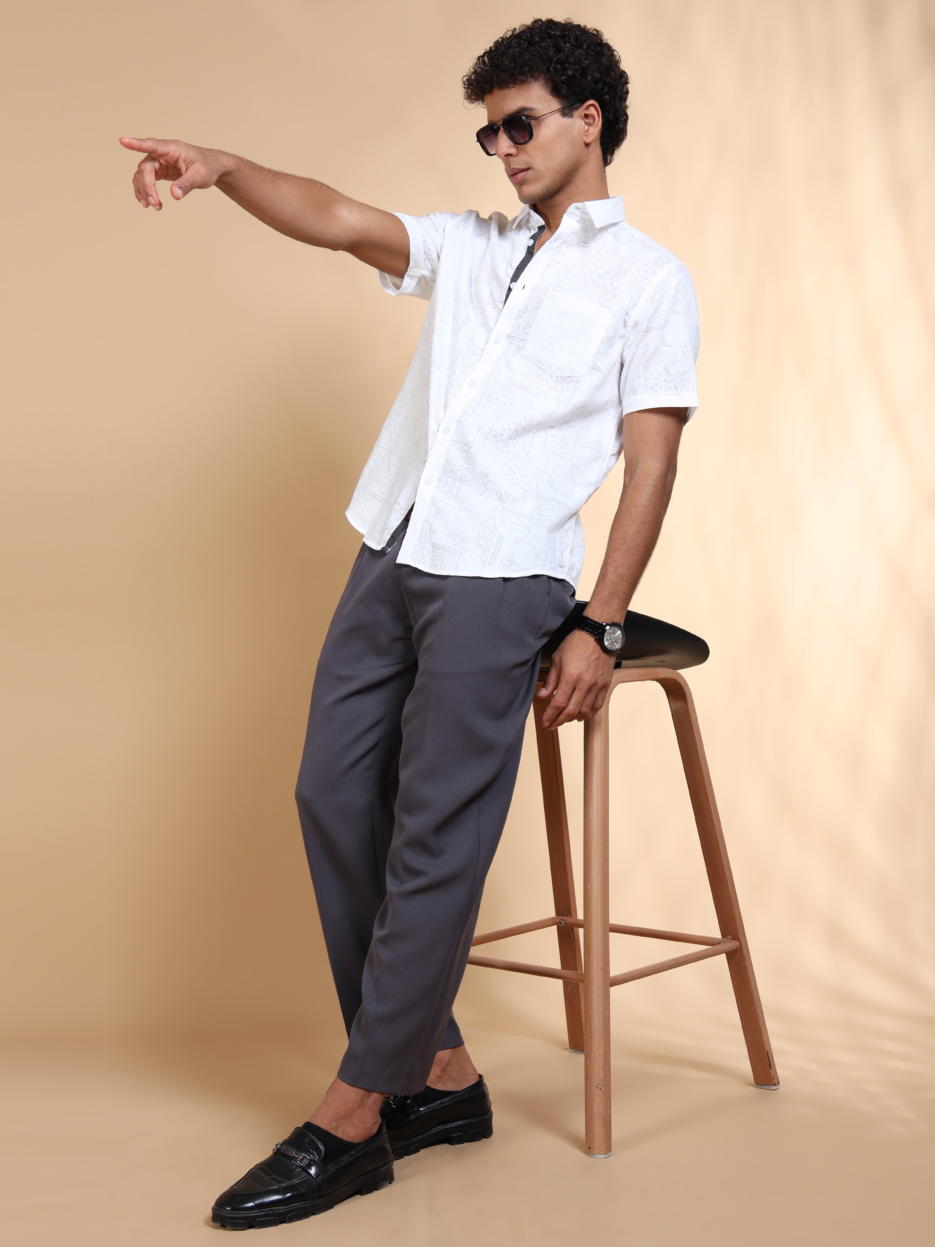 MEN'S WHITE SELF DESIGN SLIM FIT SHIRT