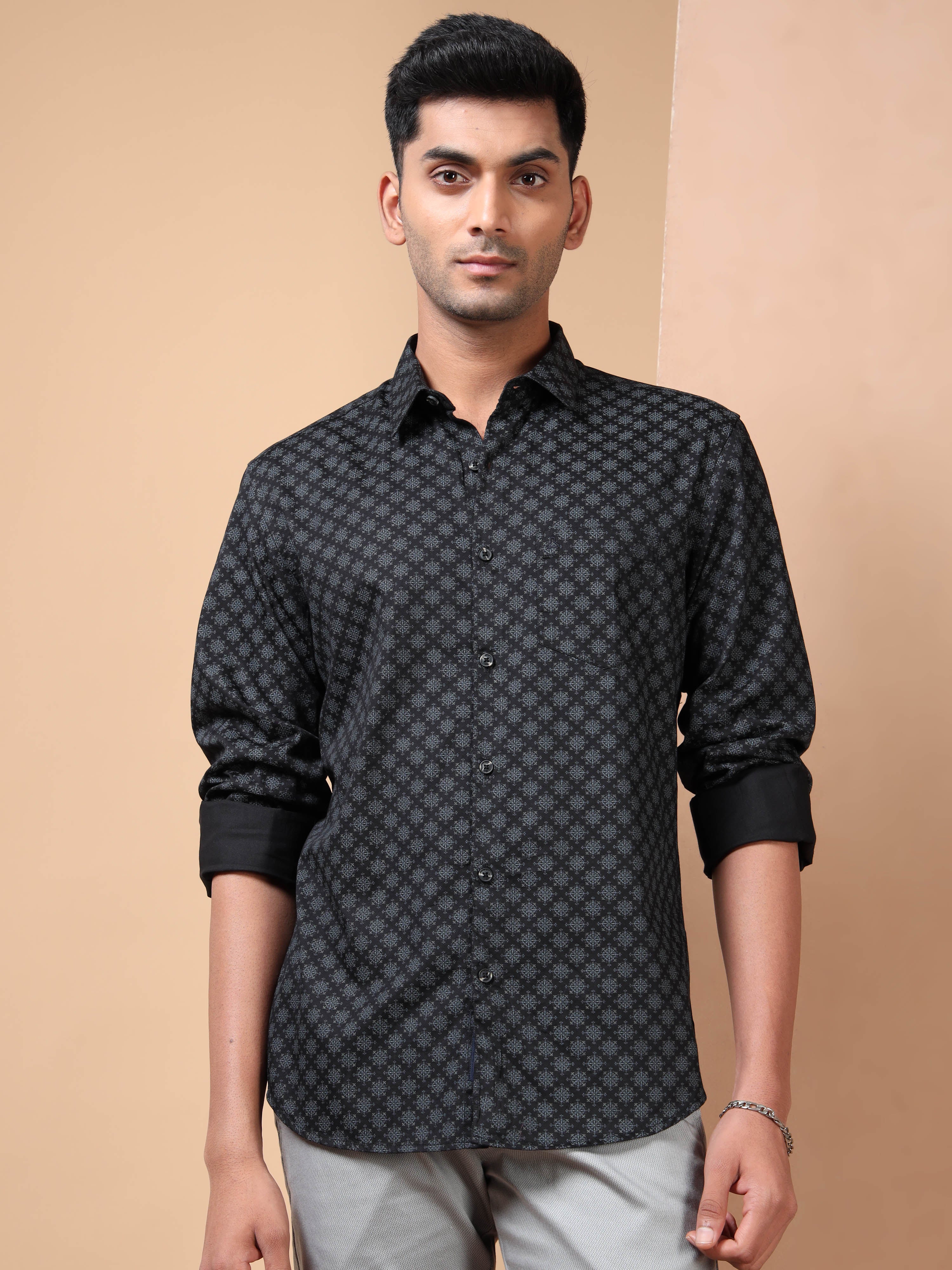 MEN'S BLACK PRINT SLIM FIT SHIRT