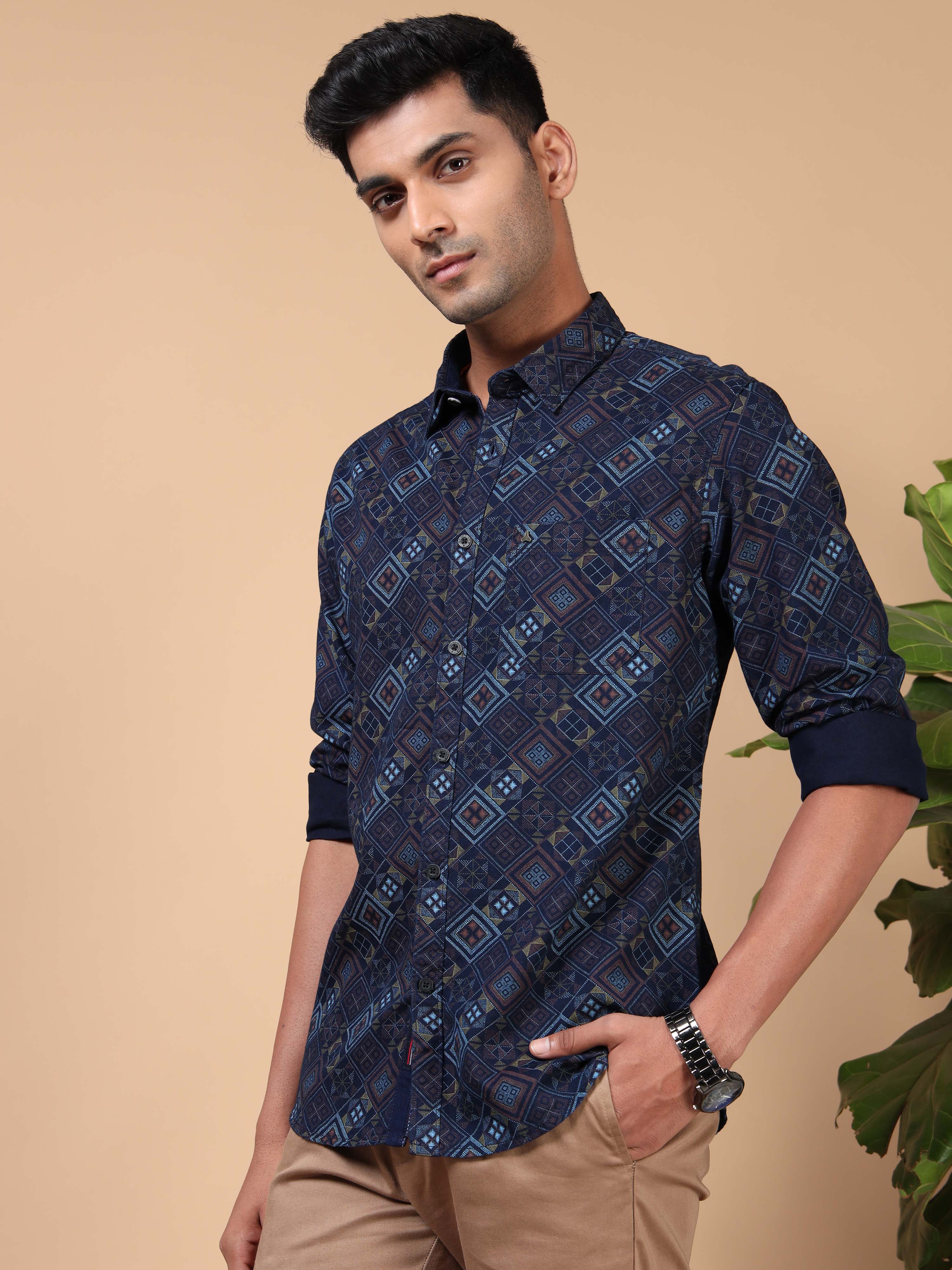 MEN'S NAVY PRINT SLIM FIT SHIRT