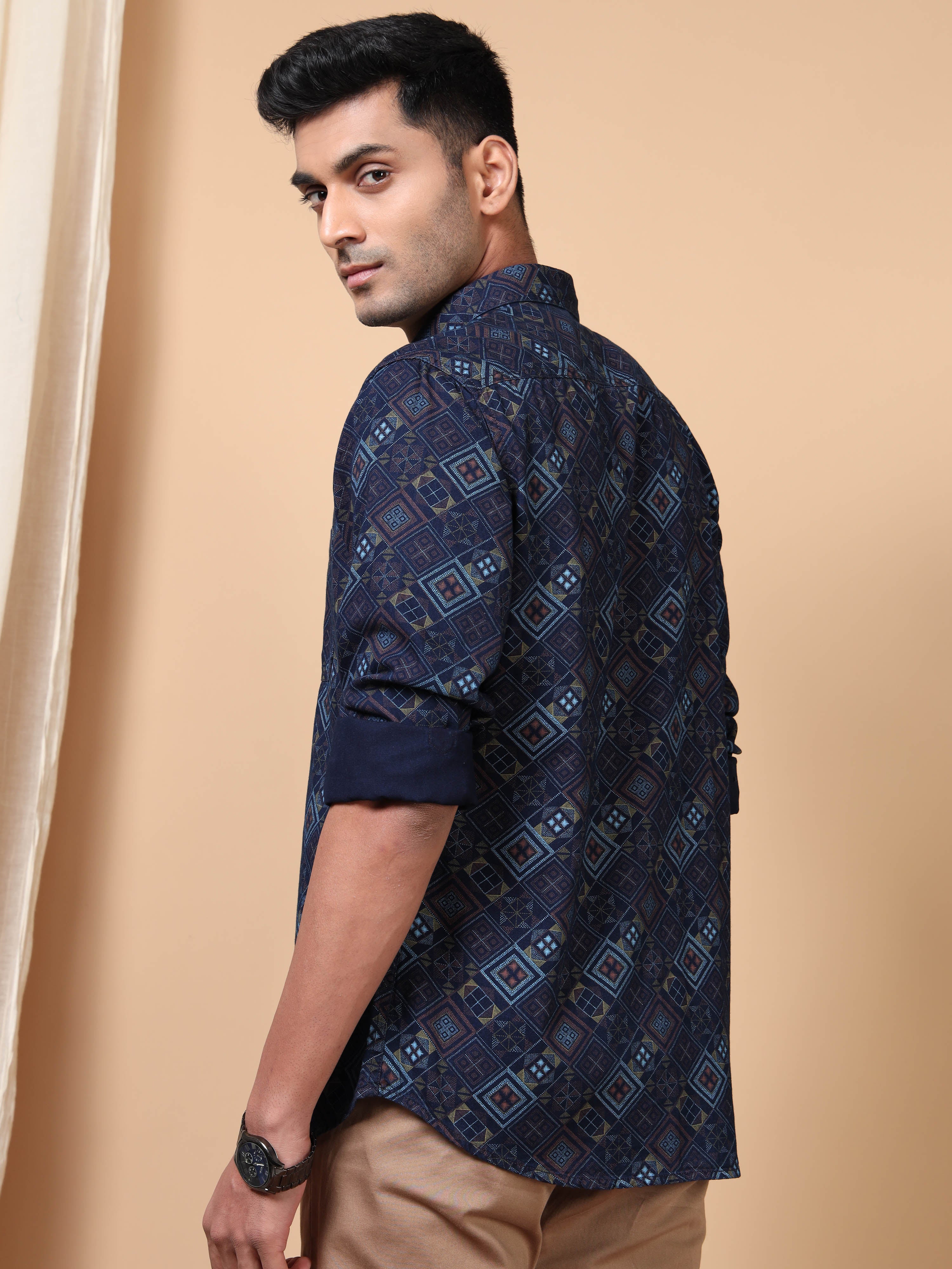 MEN'S NAVY PRINT SLIM FIT SHIRT