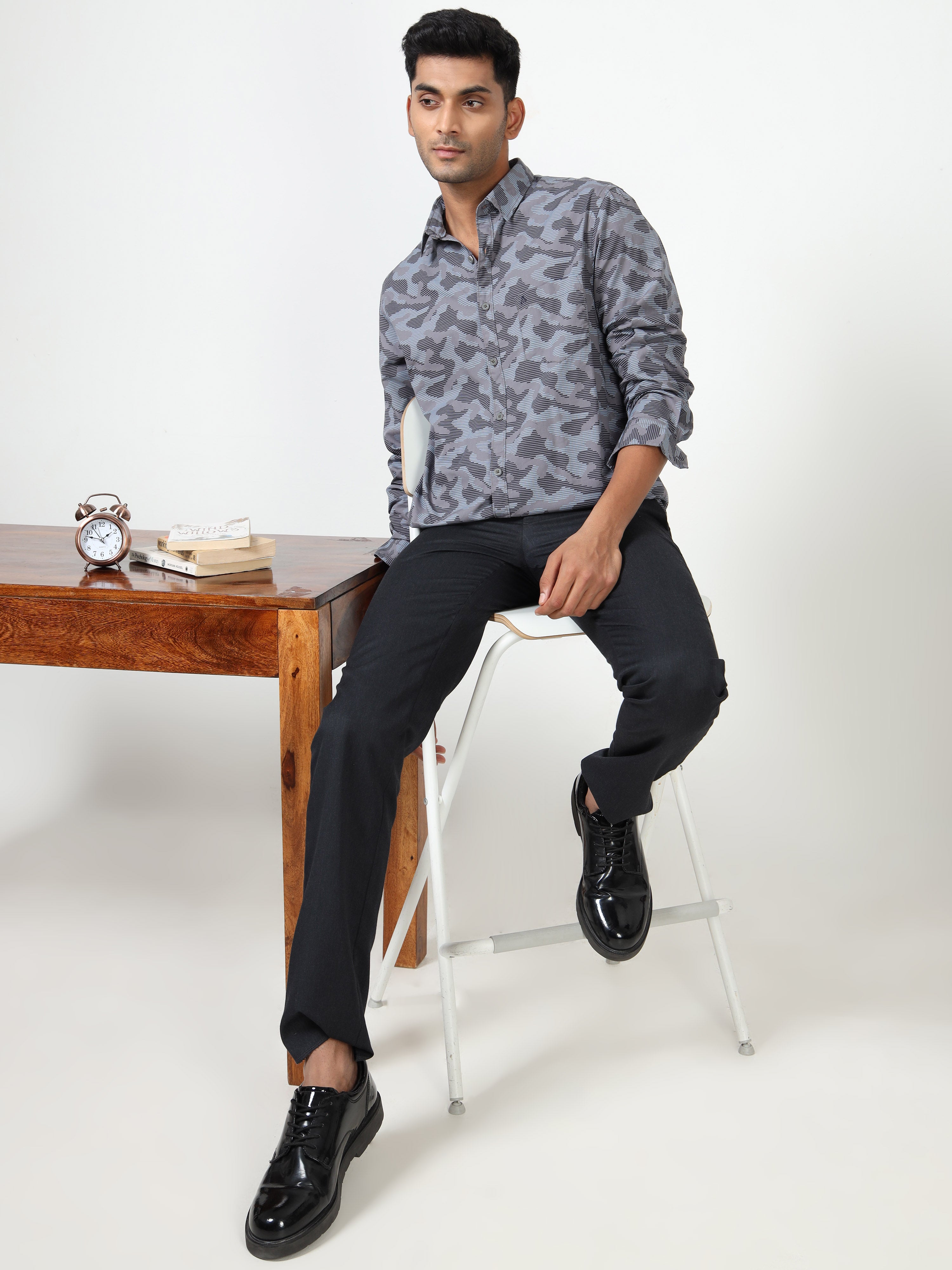 MEN'S BLUE PRINT SLIM FIT SHIRT