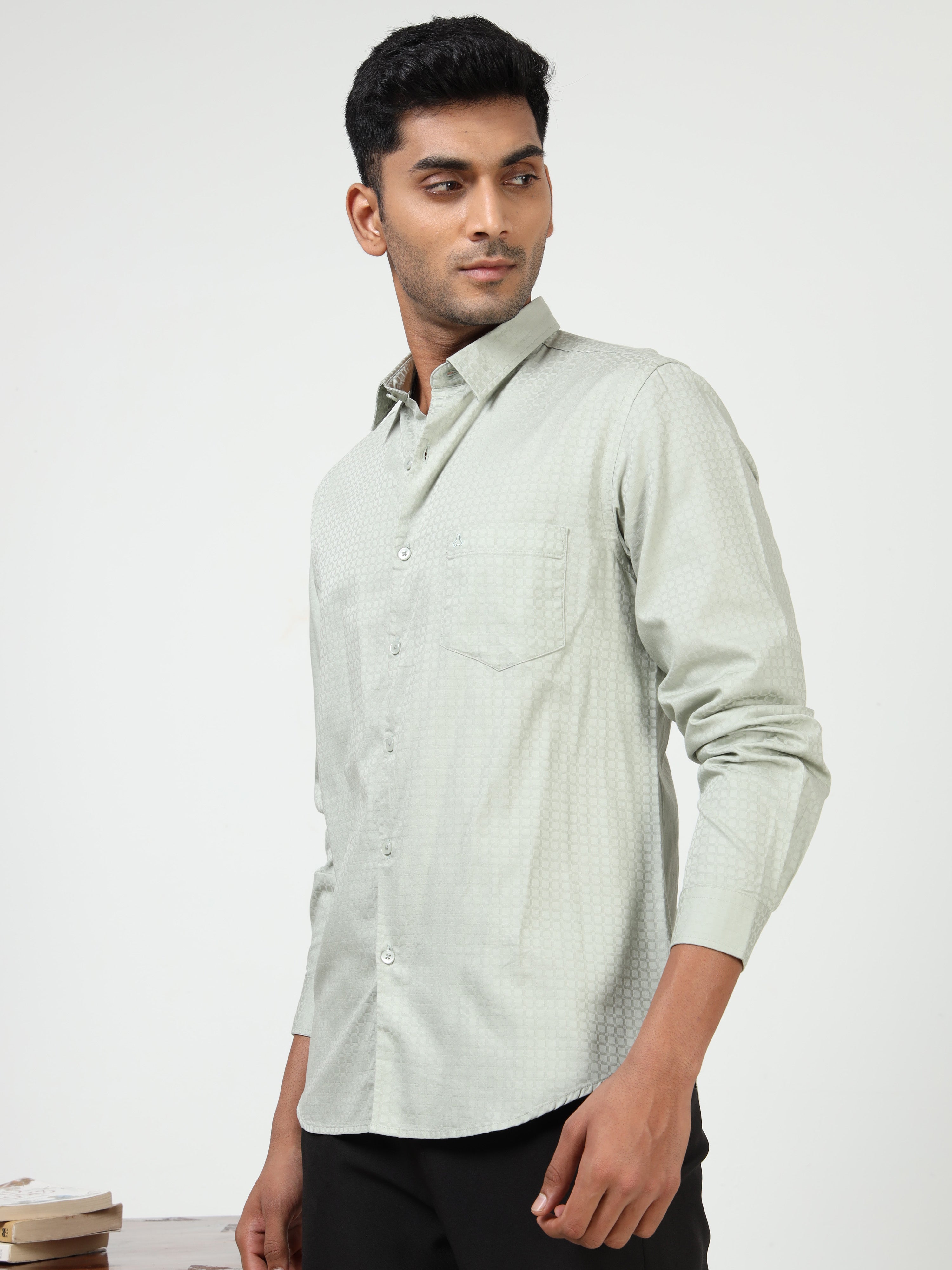 MEN'S SAGE SOLID SLIM FIT SHIRT