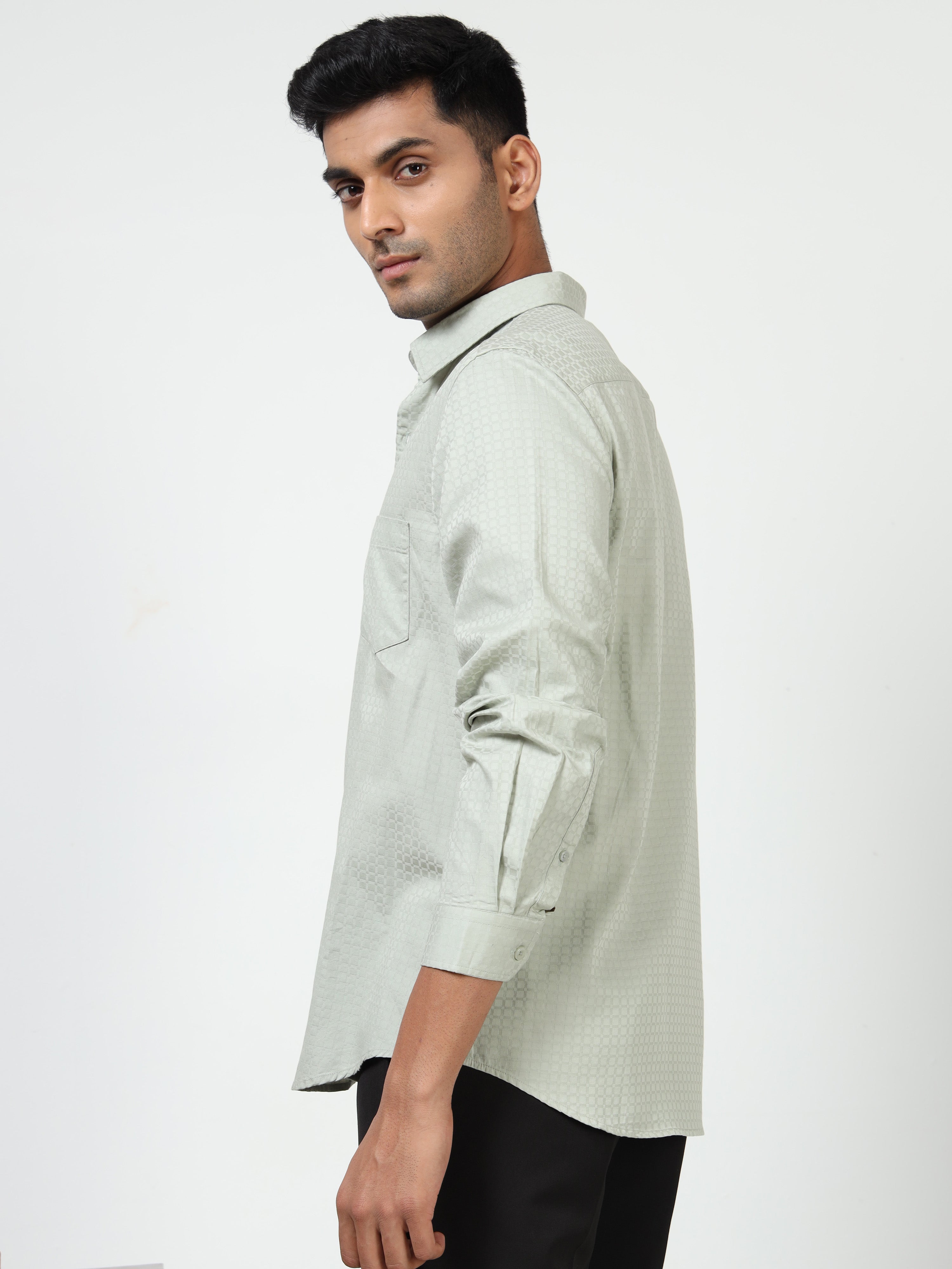 MEN'S SAGE SOLID SLIM FIT SHIRT
