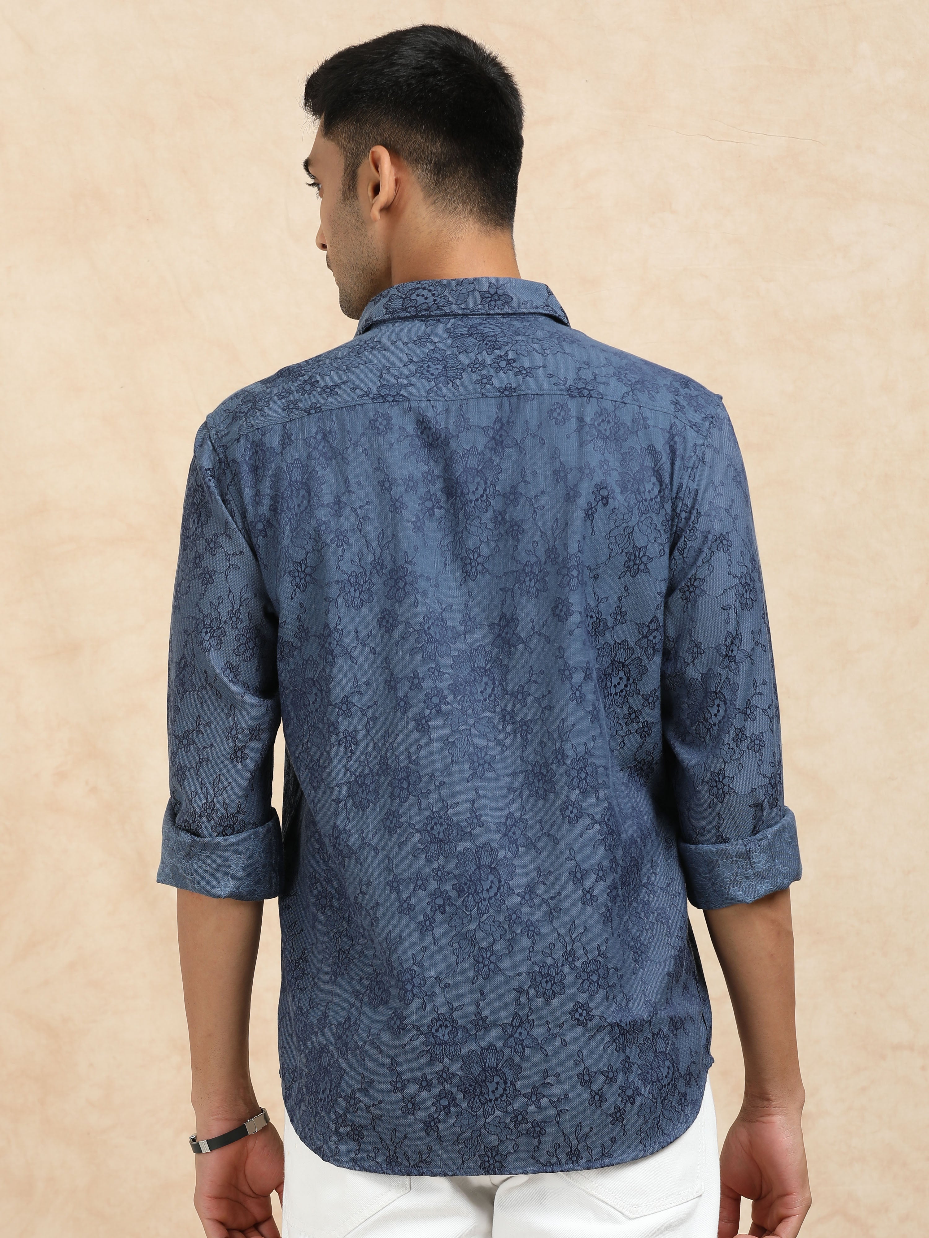 MEN'S BLUE SELF DESIGN SLIM FIT SHIRT