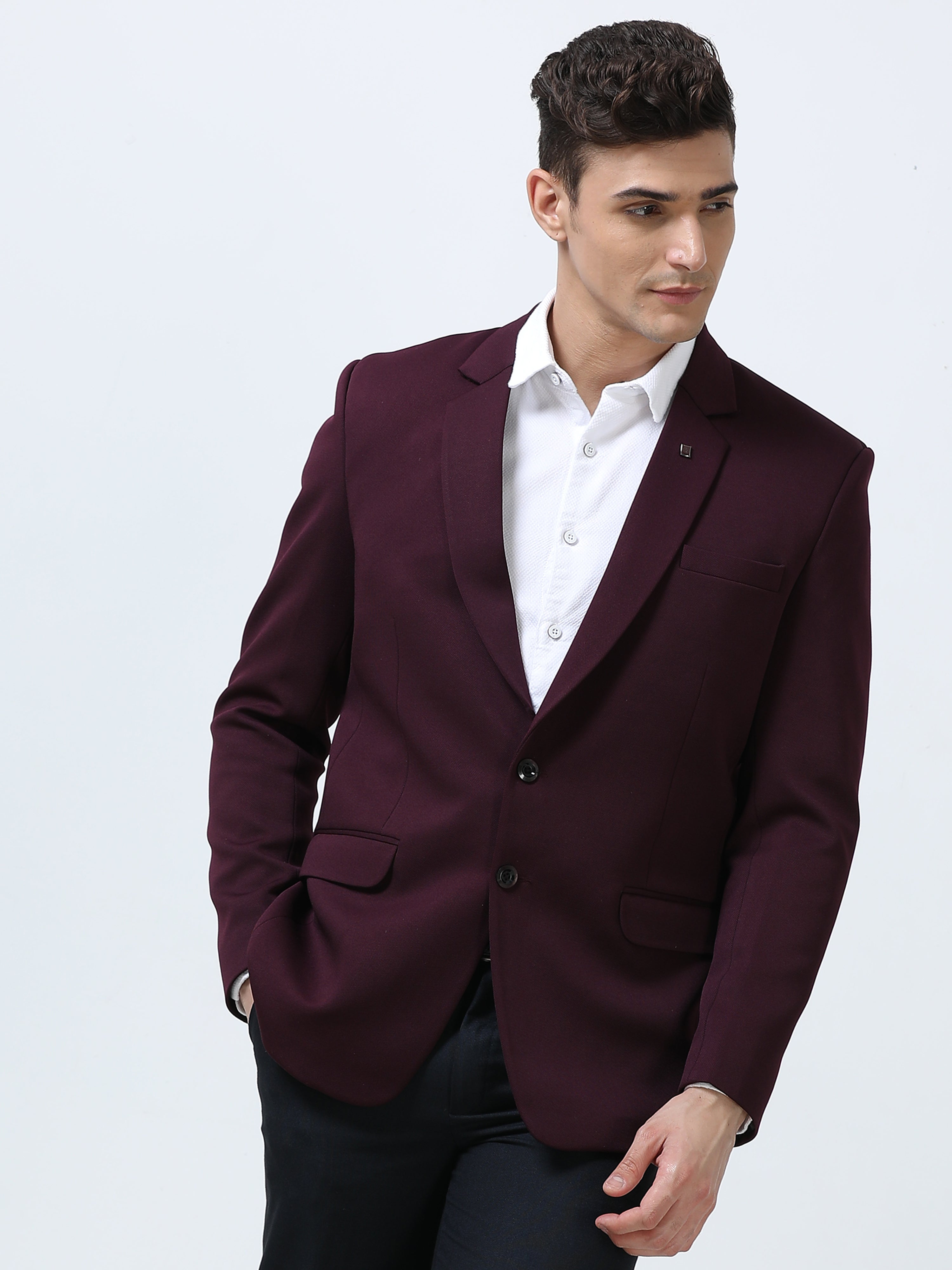 MEN'S BURGUNDY SOLID SLIM FIT BLAZER