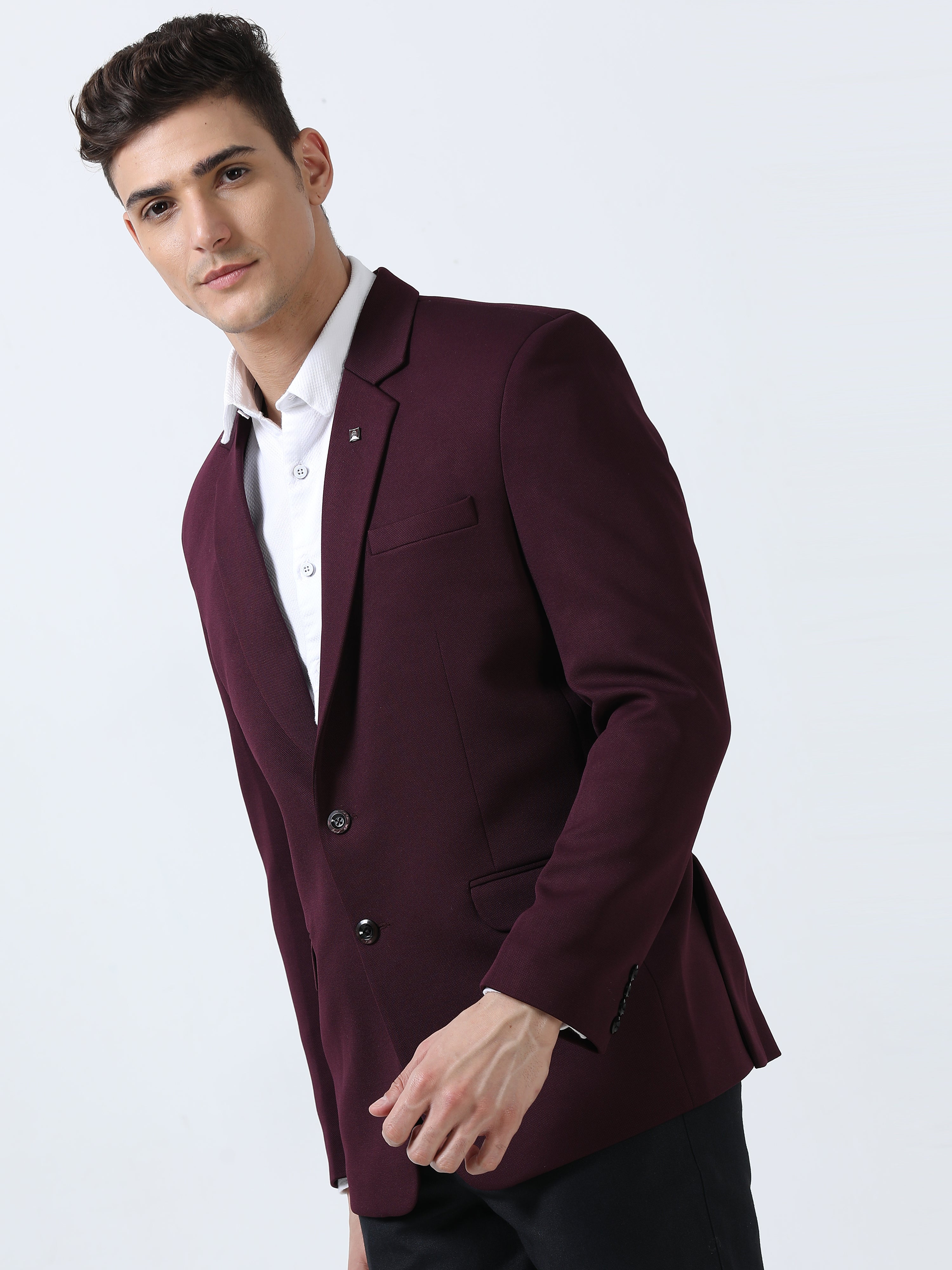 MEN'S BURGUNDY SOLID SLIM FIT BLAZER