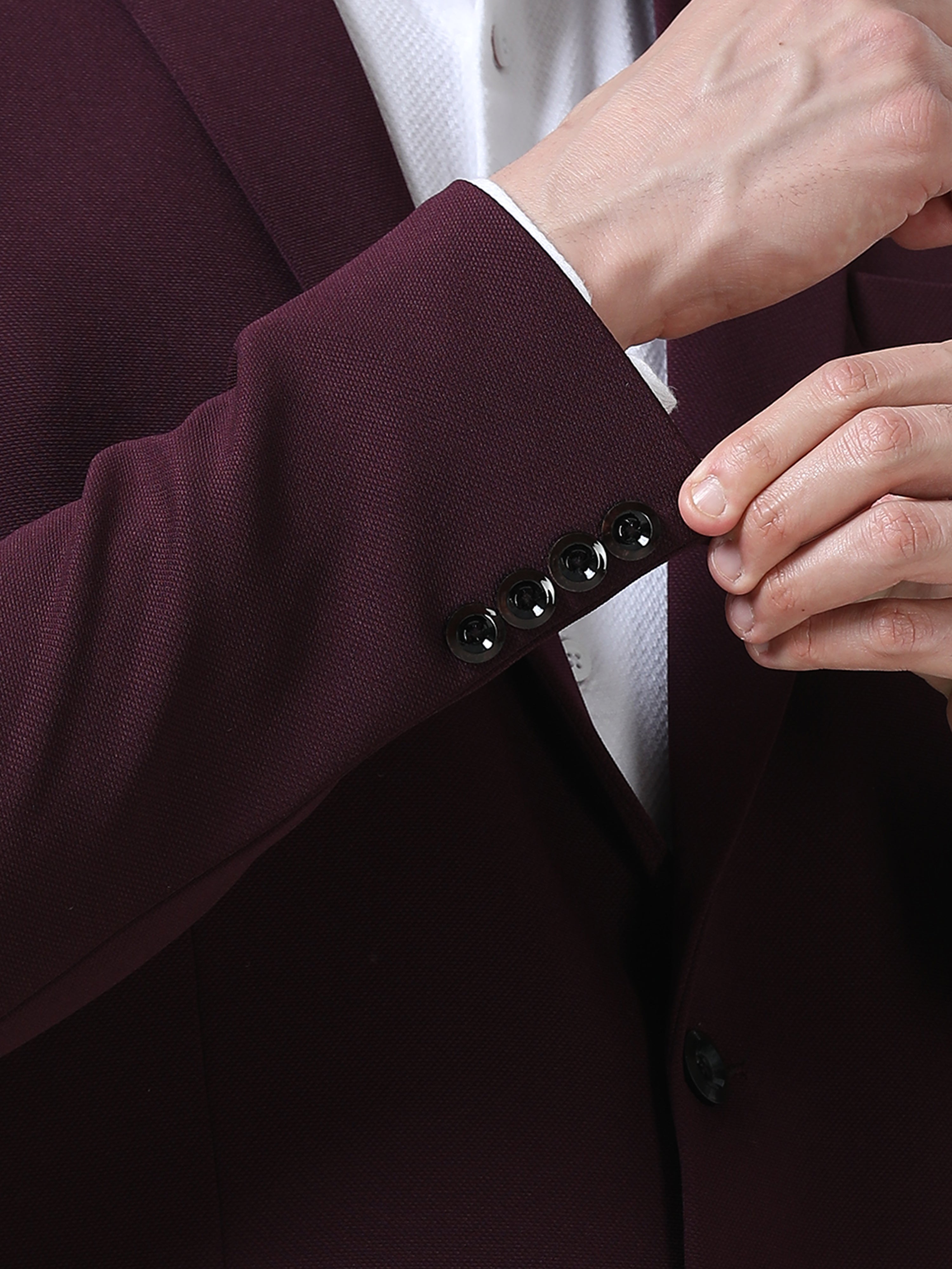 MEN'S BURGUNDY SOLID SLIM FIT BLAZER