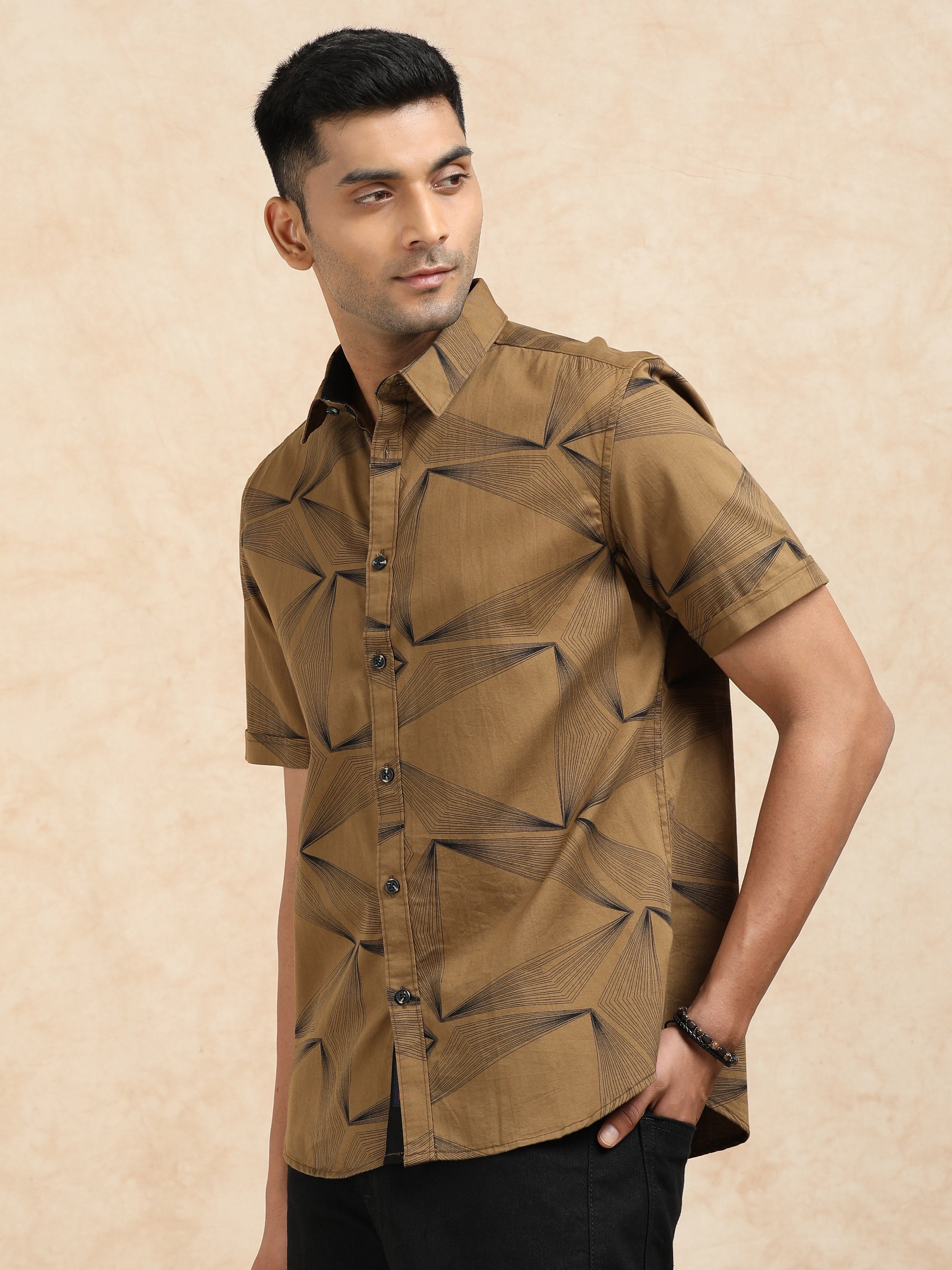 MEN'S GOLD PRINT SLIM FIT SHIRT