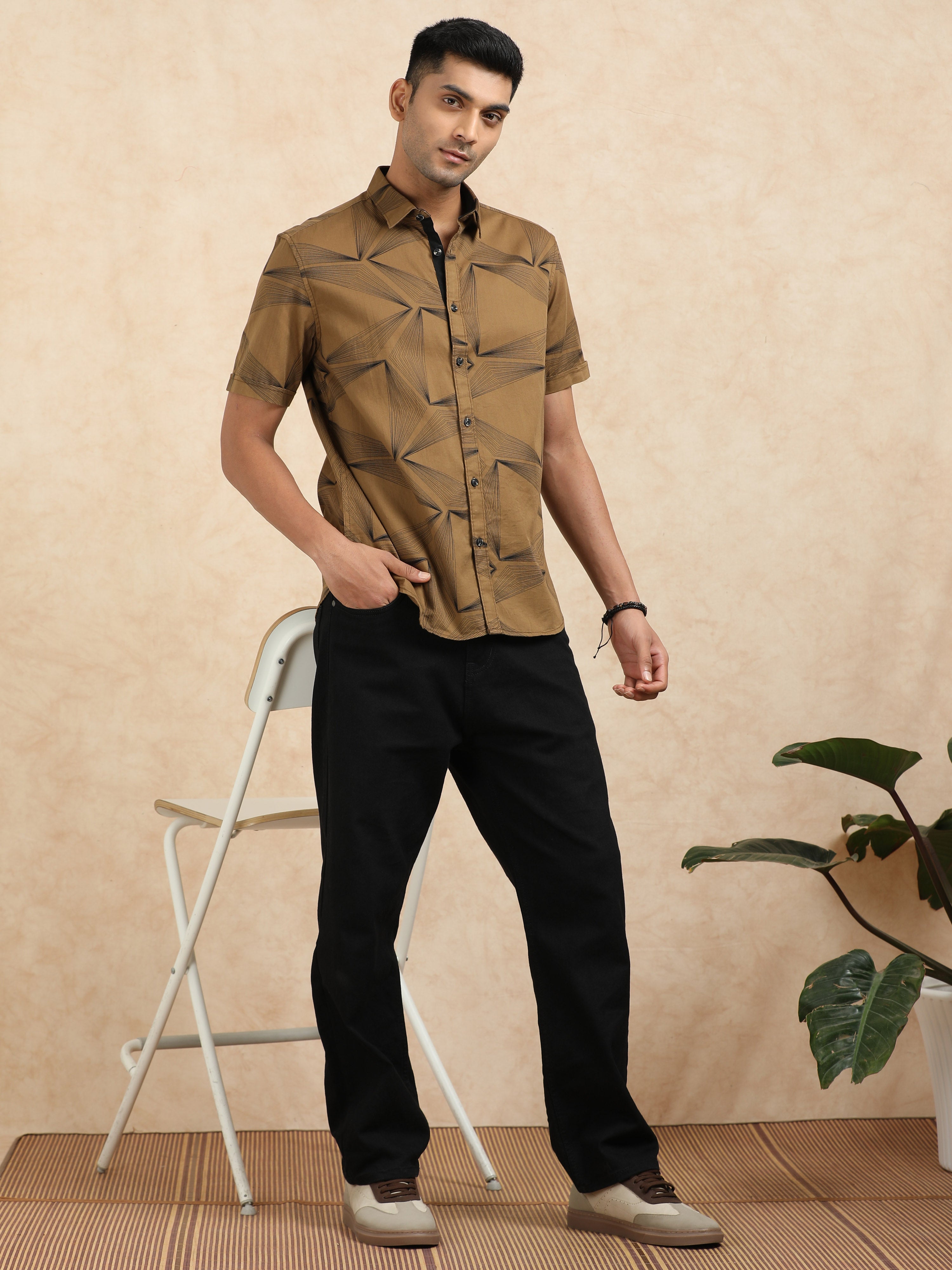 MEN'S GOLD PRINT SLIM FIT SHIRT