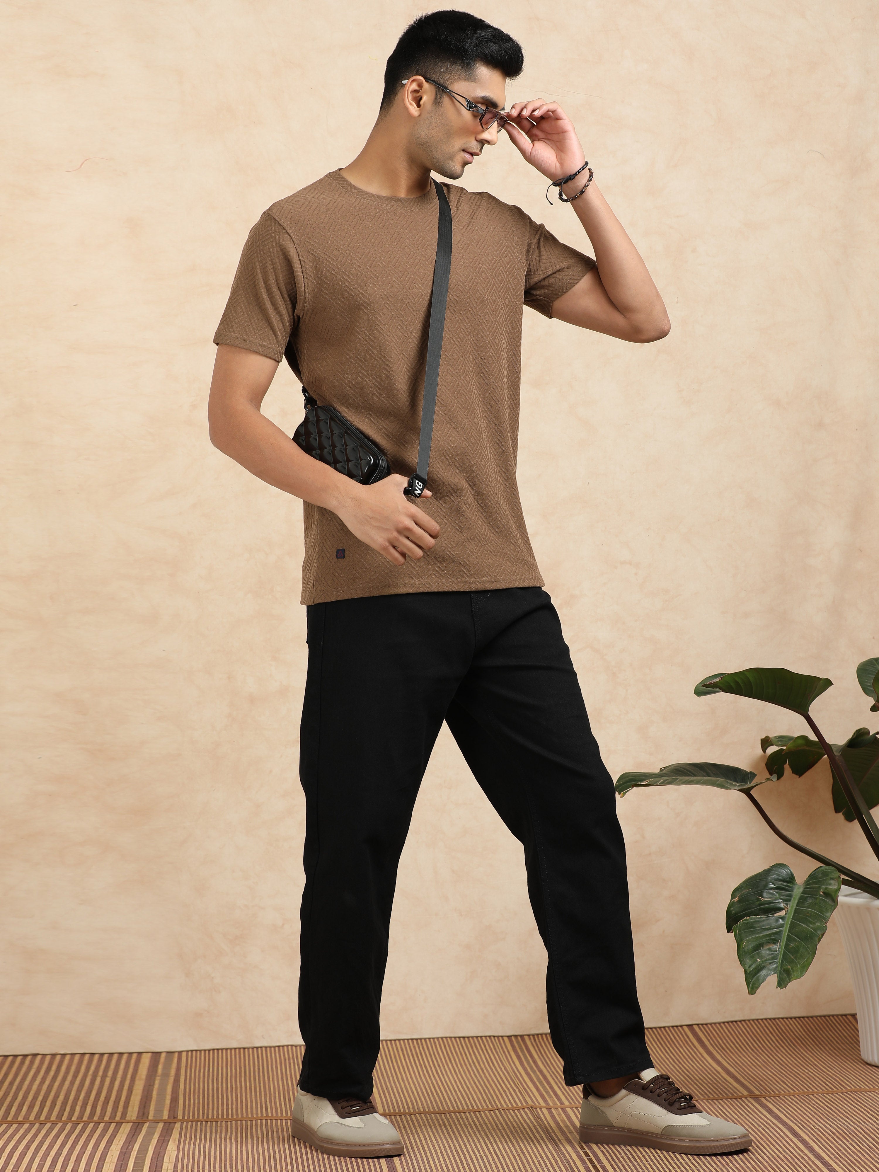 MEN'S BROWN SLIM FIT T SHIRT