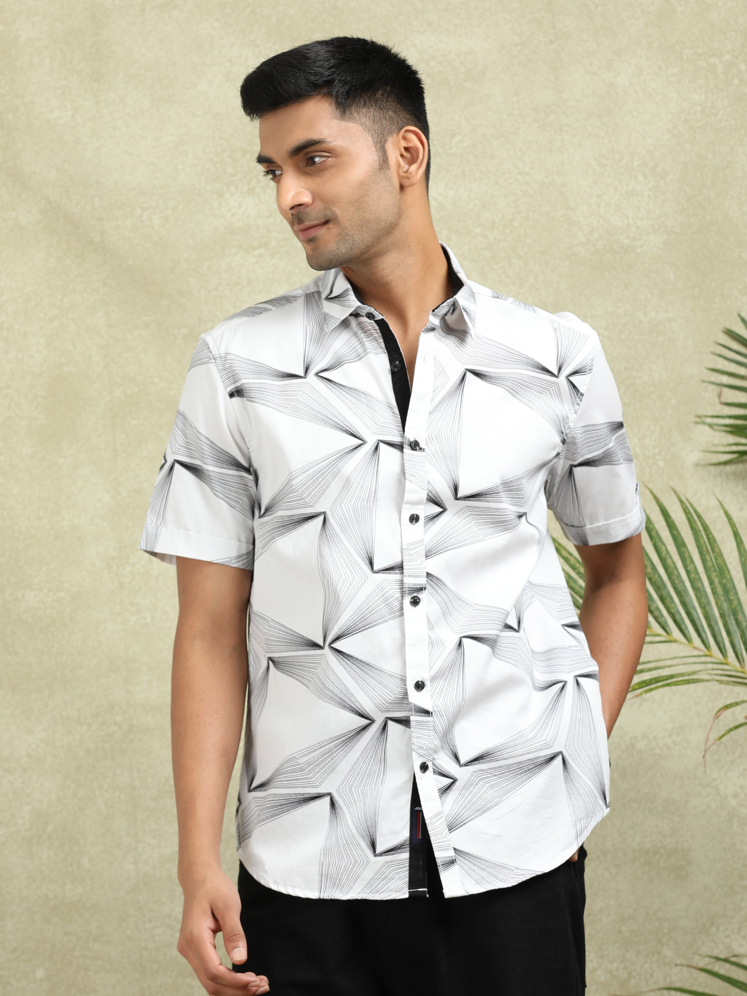 MEN'S WHITE PRINT SLIM FIT SHIRT