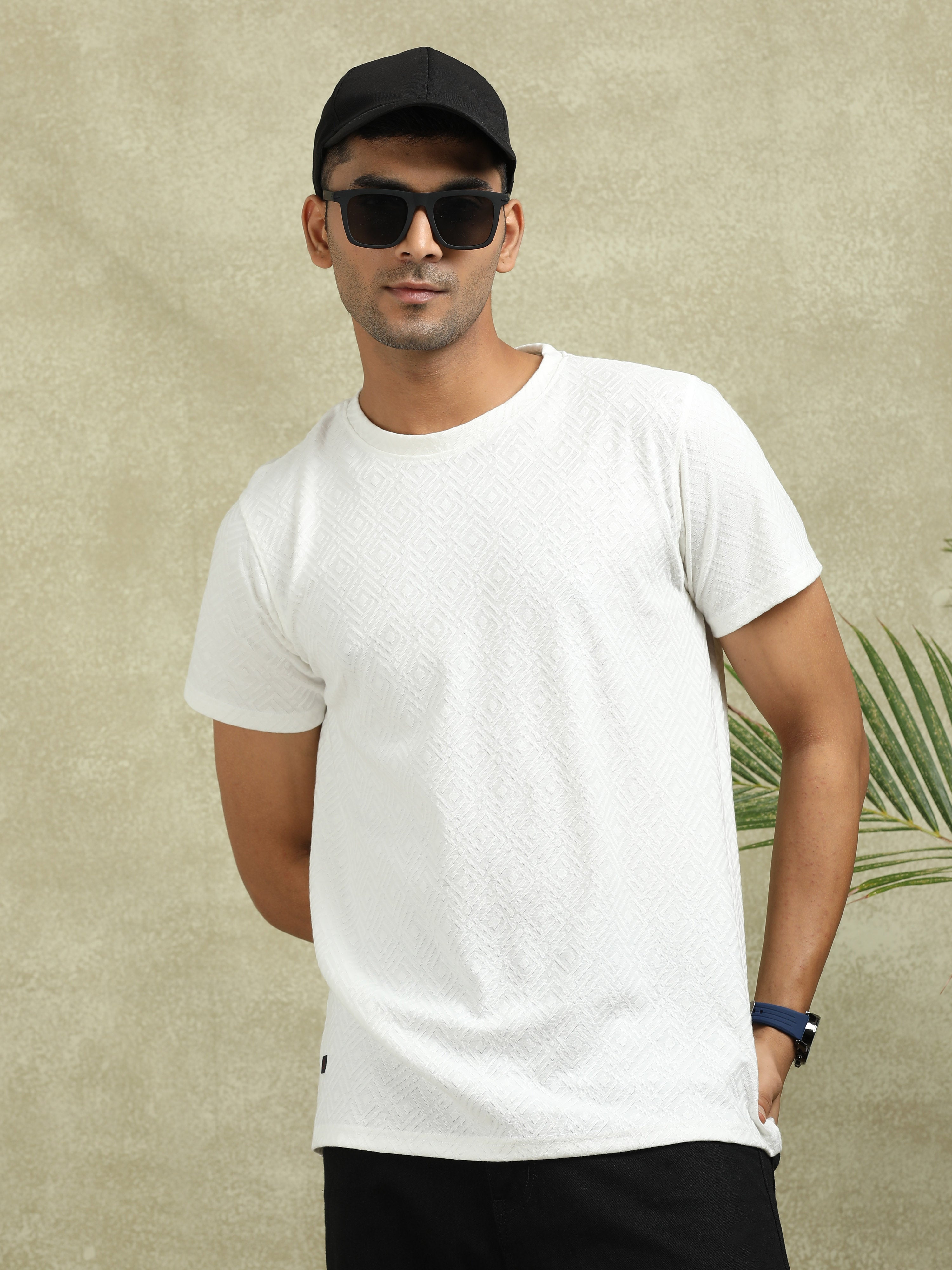 MEN'S WHITE SLIM FIT T SHIRT