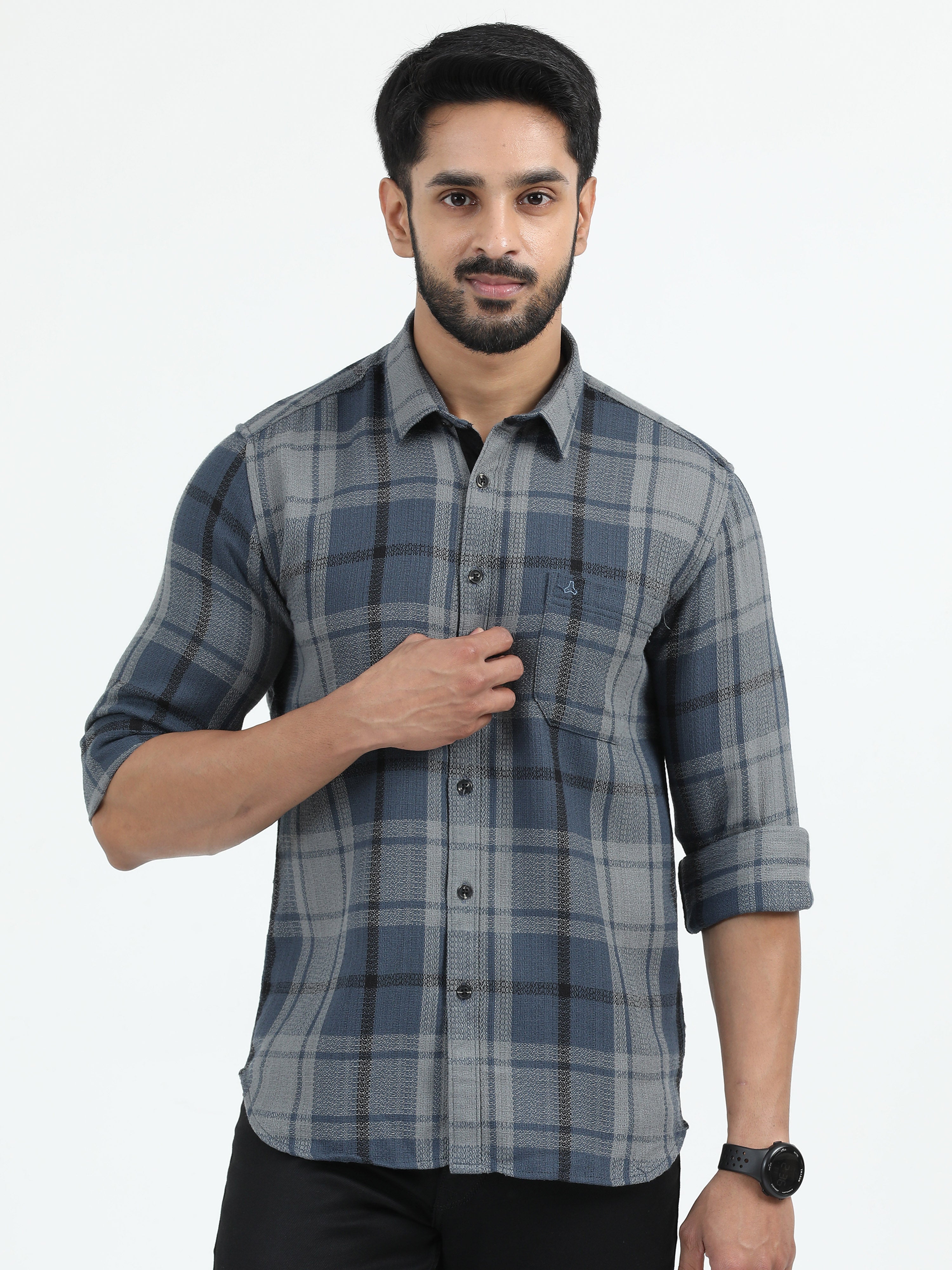 MEN'S NAVY CHECKS SLIM FIT SHIRT