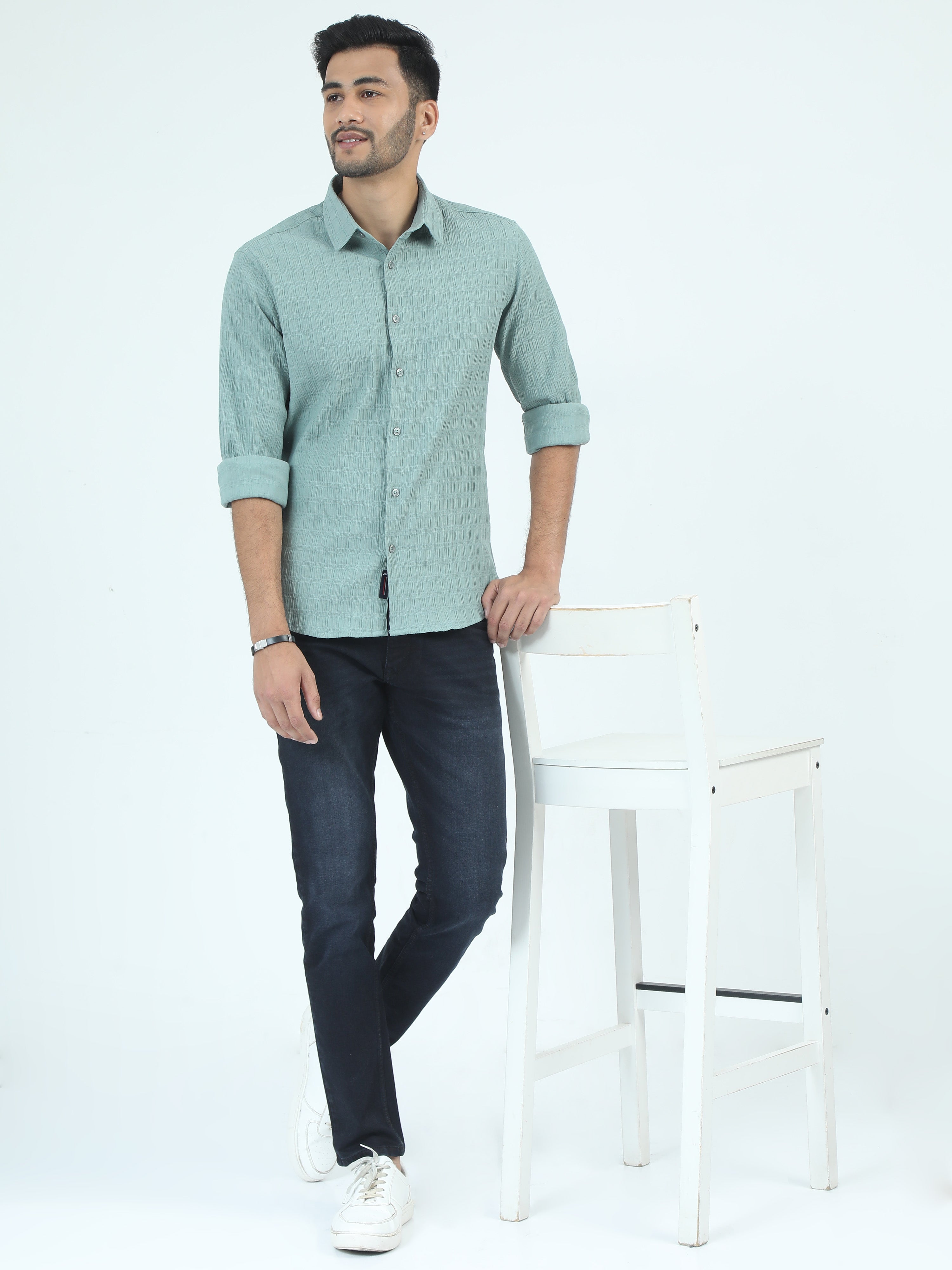 MEN'S LT.GREEN SOLID SLIM FIT SHIRT