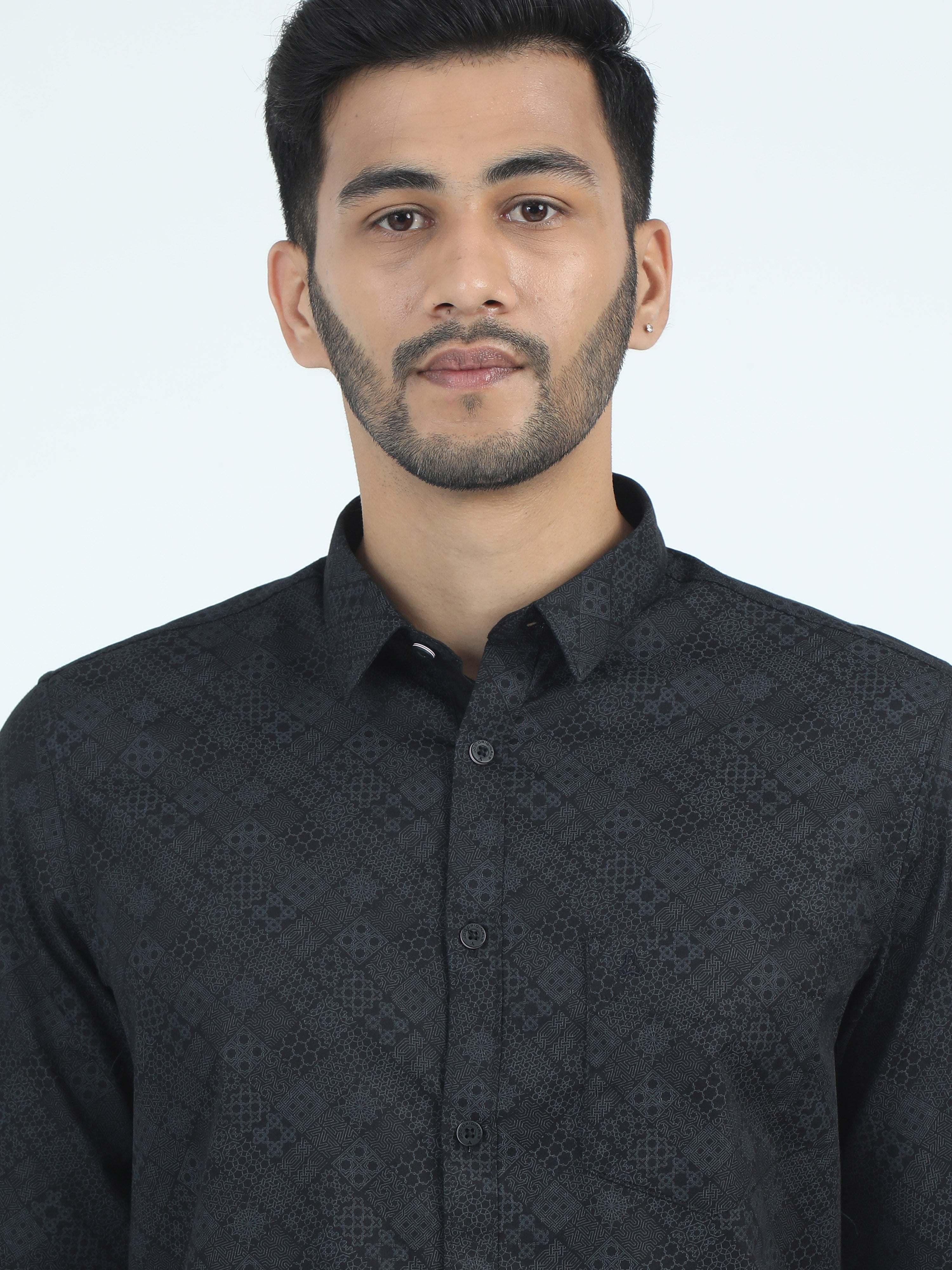 MEN'S BLACK PRINT SLIM FIT SHIRT