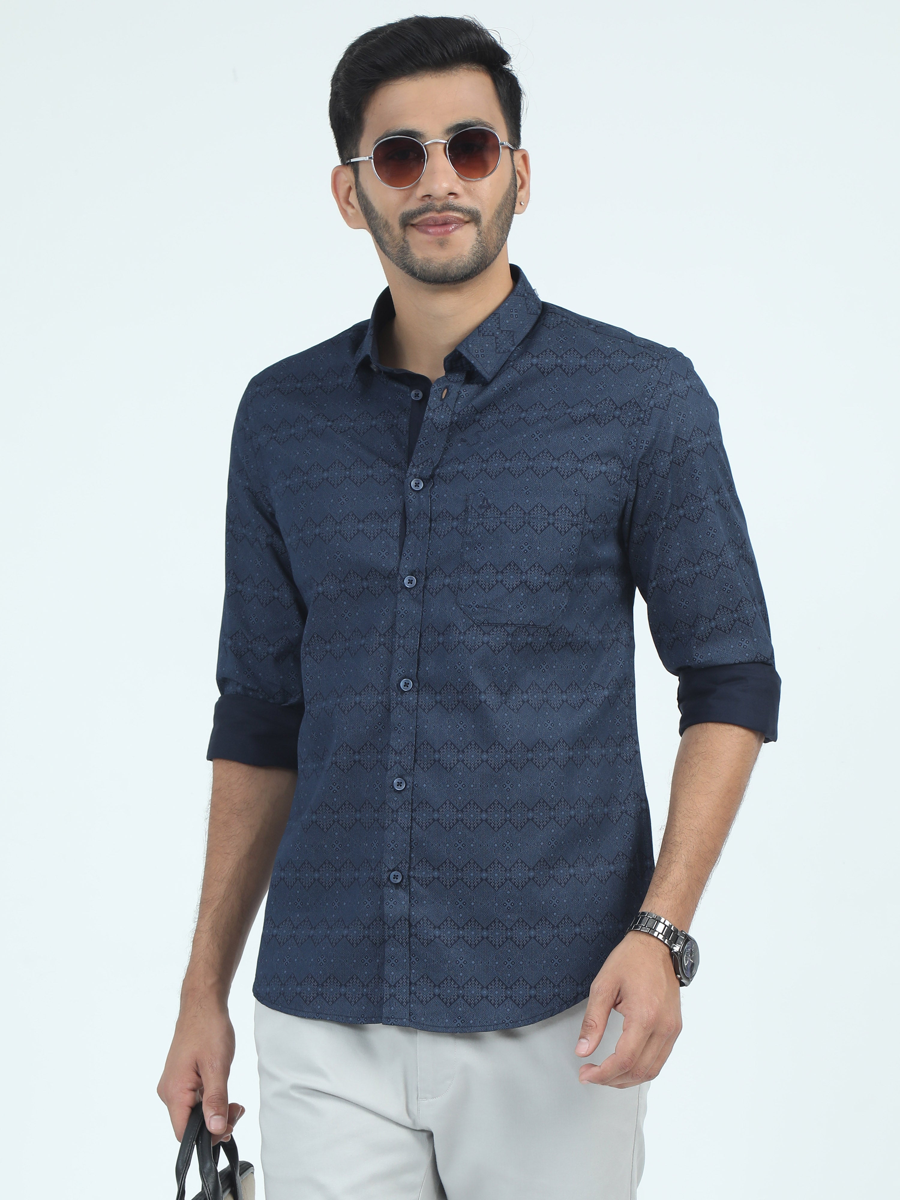 MEN'S NAVY PRINT SLIM FIT SHIRT