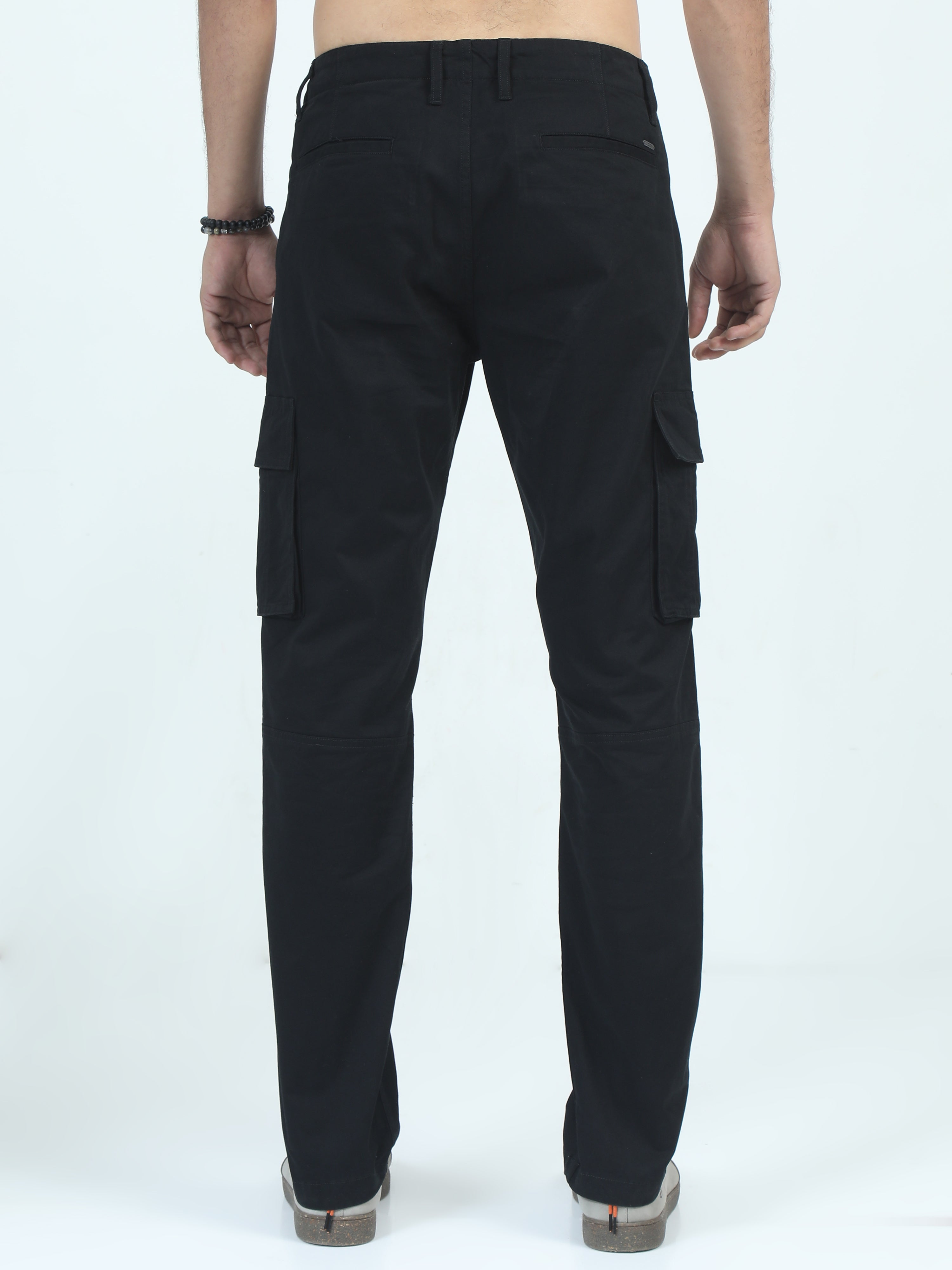 MEN'S BLACK SOLID REGULAR FIT CARGO