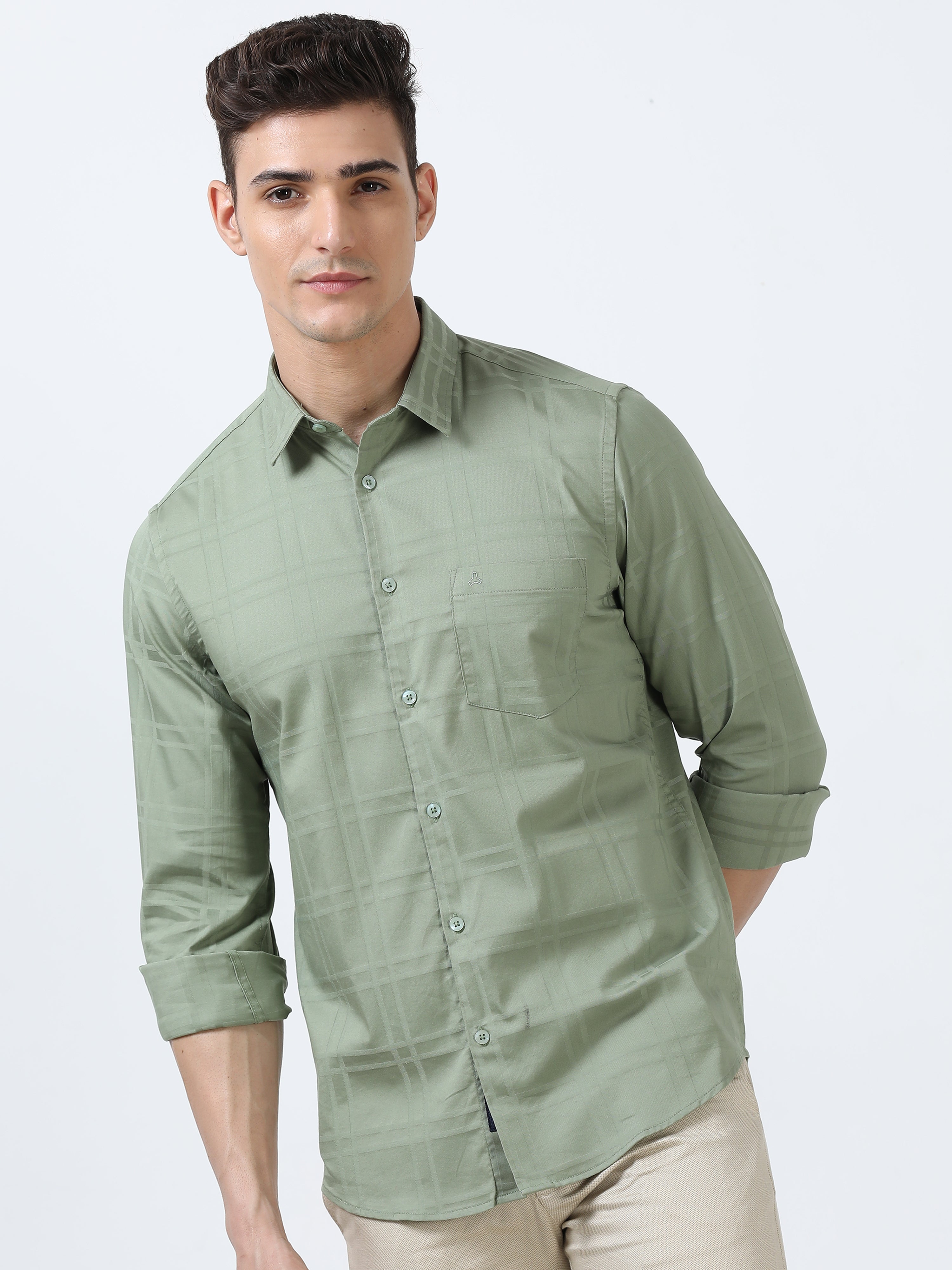 MEN'S LT.GREEN-SOLID SLIM FIT SHIRT