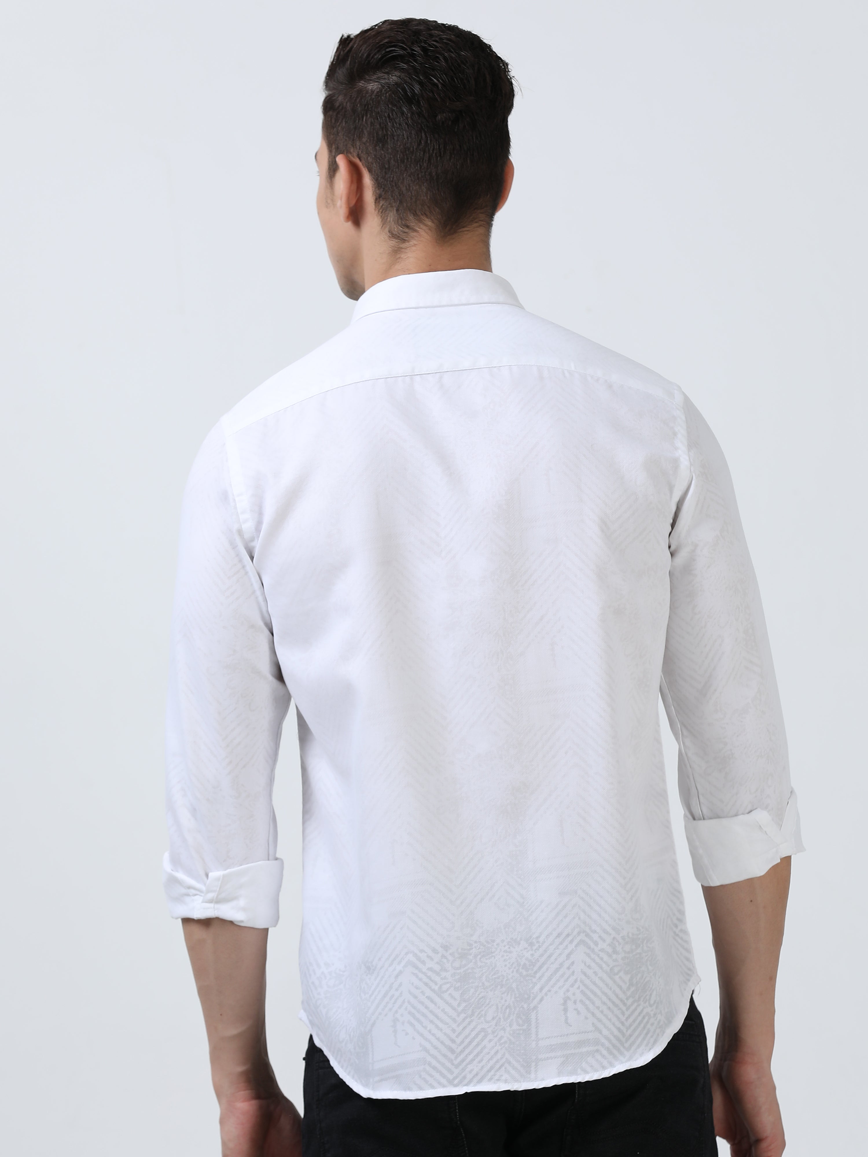 MEN'S WHITE-PRINTED SLIM FIT SHIRT