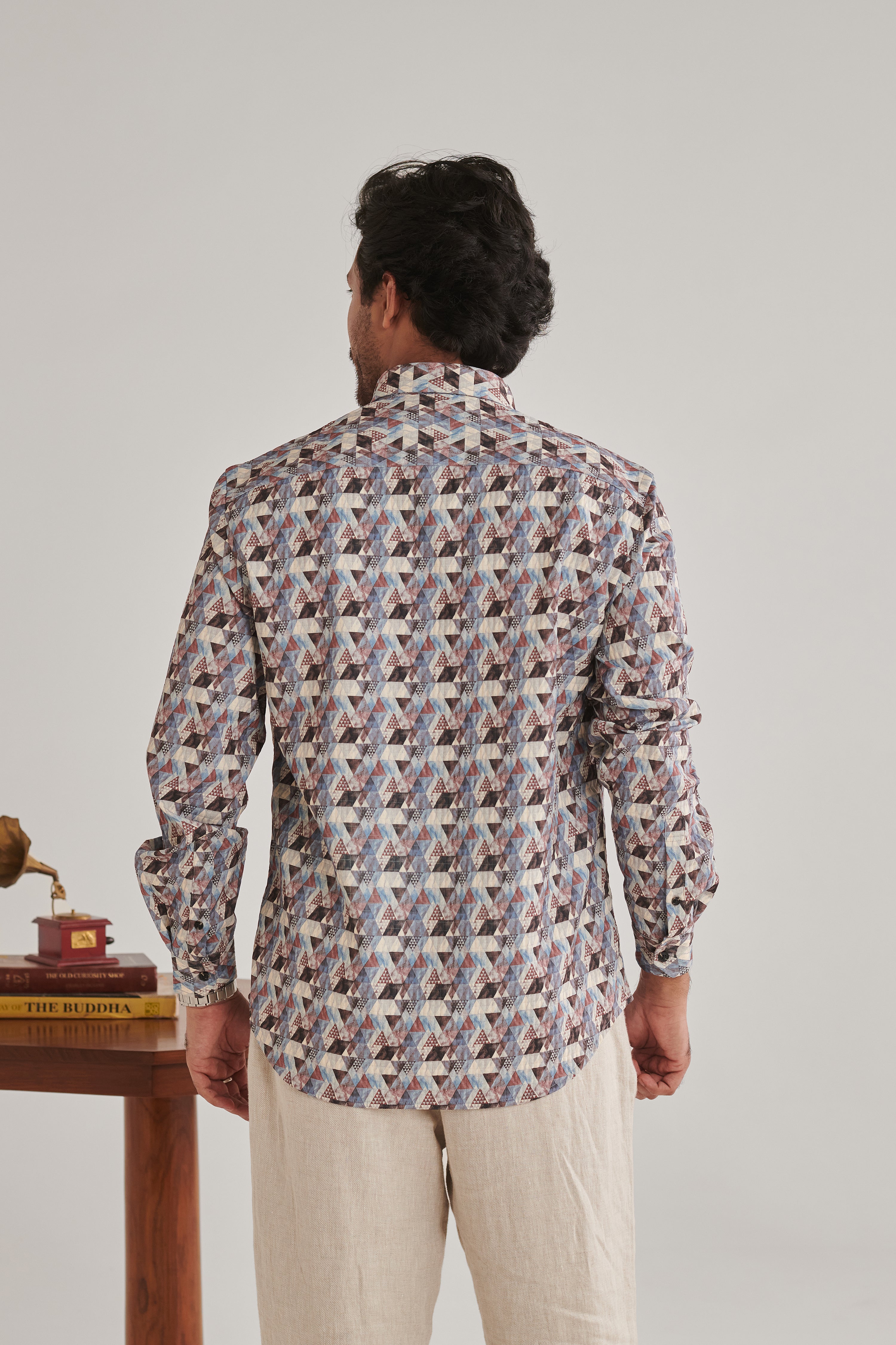 MEN'S CREAM PRINT SLIM FIT SHIRT