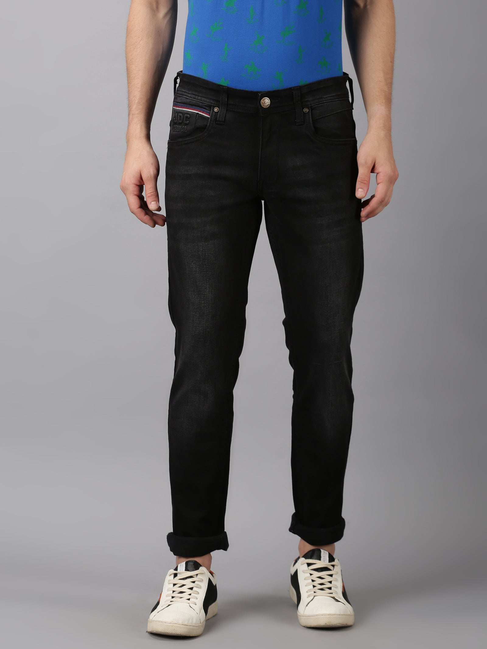Nice fade on these Black raw denims | Raw denim, Denim inspiration, Denim  jeans fashion