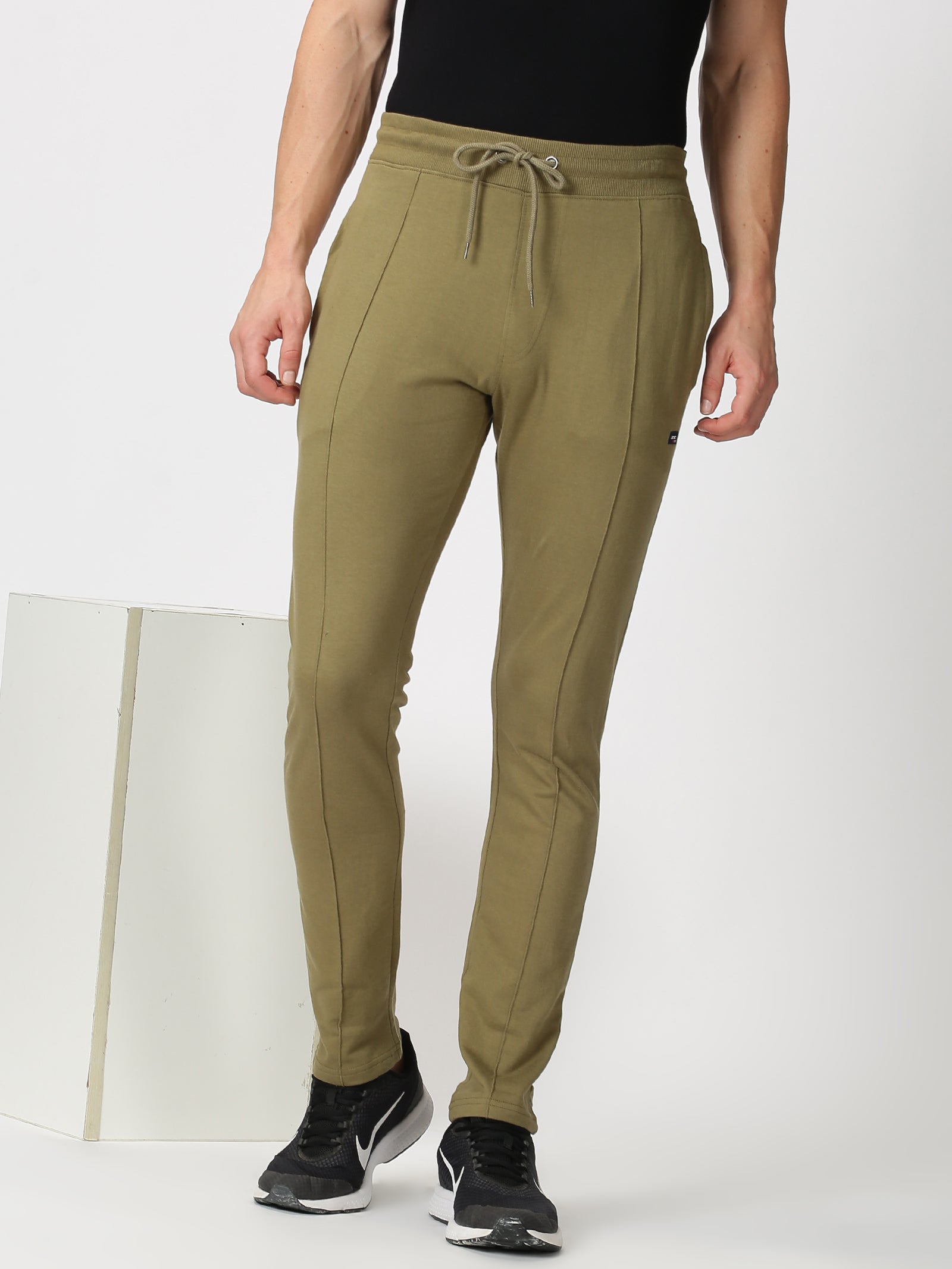 MEN'S OLIVE SOLID REGULAR FIT TRACK