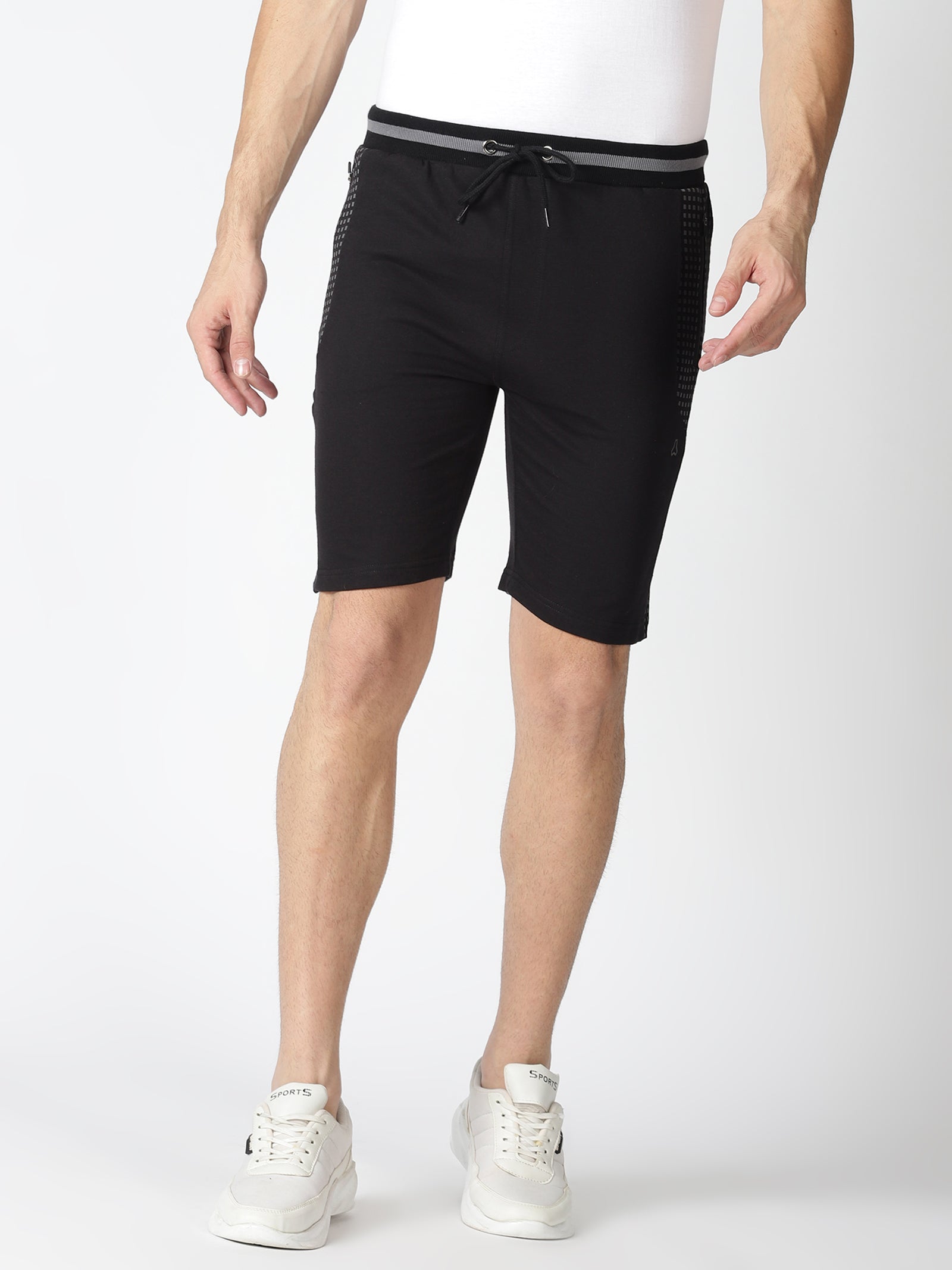 MEN'S BLACK SOLID REGULAR FIT KNITTED SHORTS