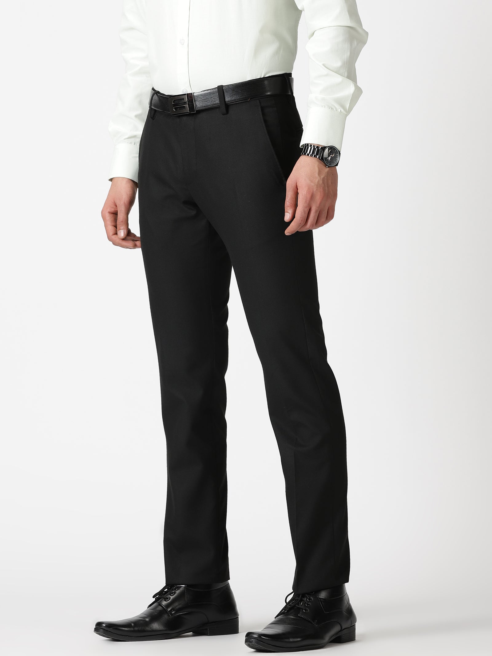 Bando carrot fit tapered suit trousers in black | ASOS