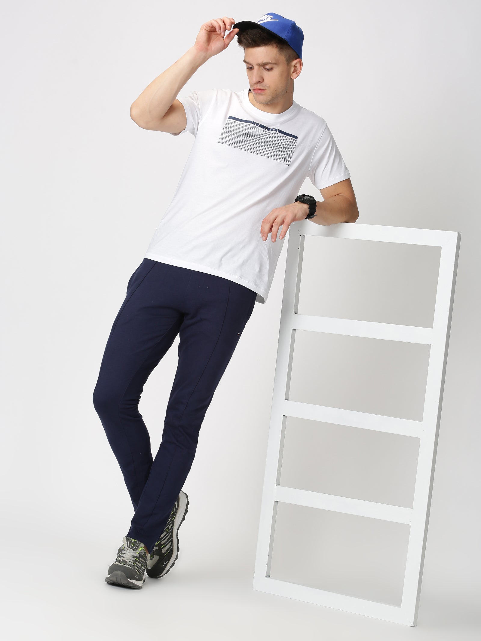 MEN'S NAVY SOLID REGULAR FIT TRACK