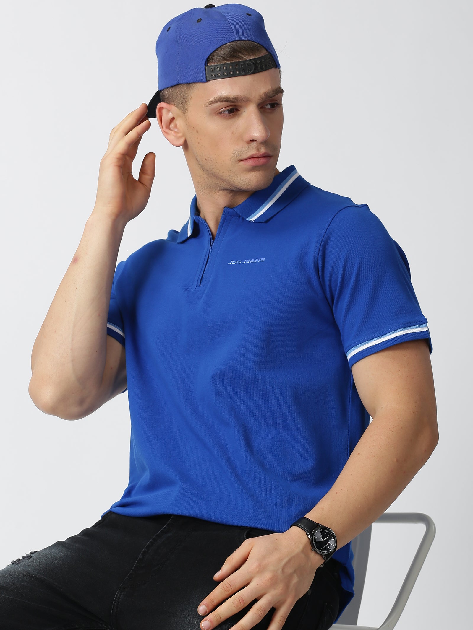 MEN'S ROYAL BLUE SOLID SLIM FIT T-SHIRT